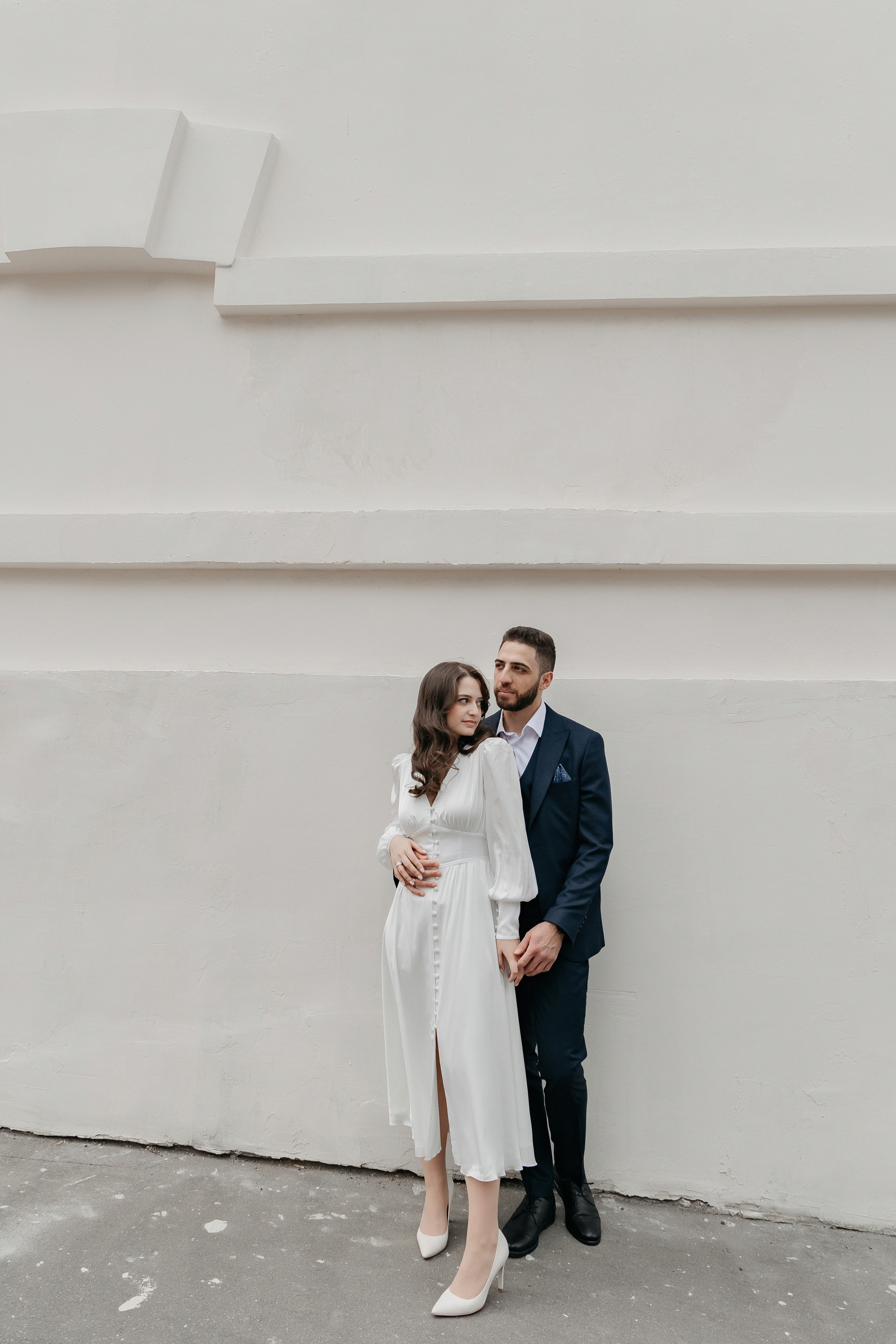 АРХИВ Бэлла и Рауф: прогулка на Котельнической набережной. Свадебный фотограф Москва