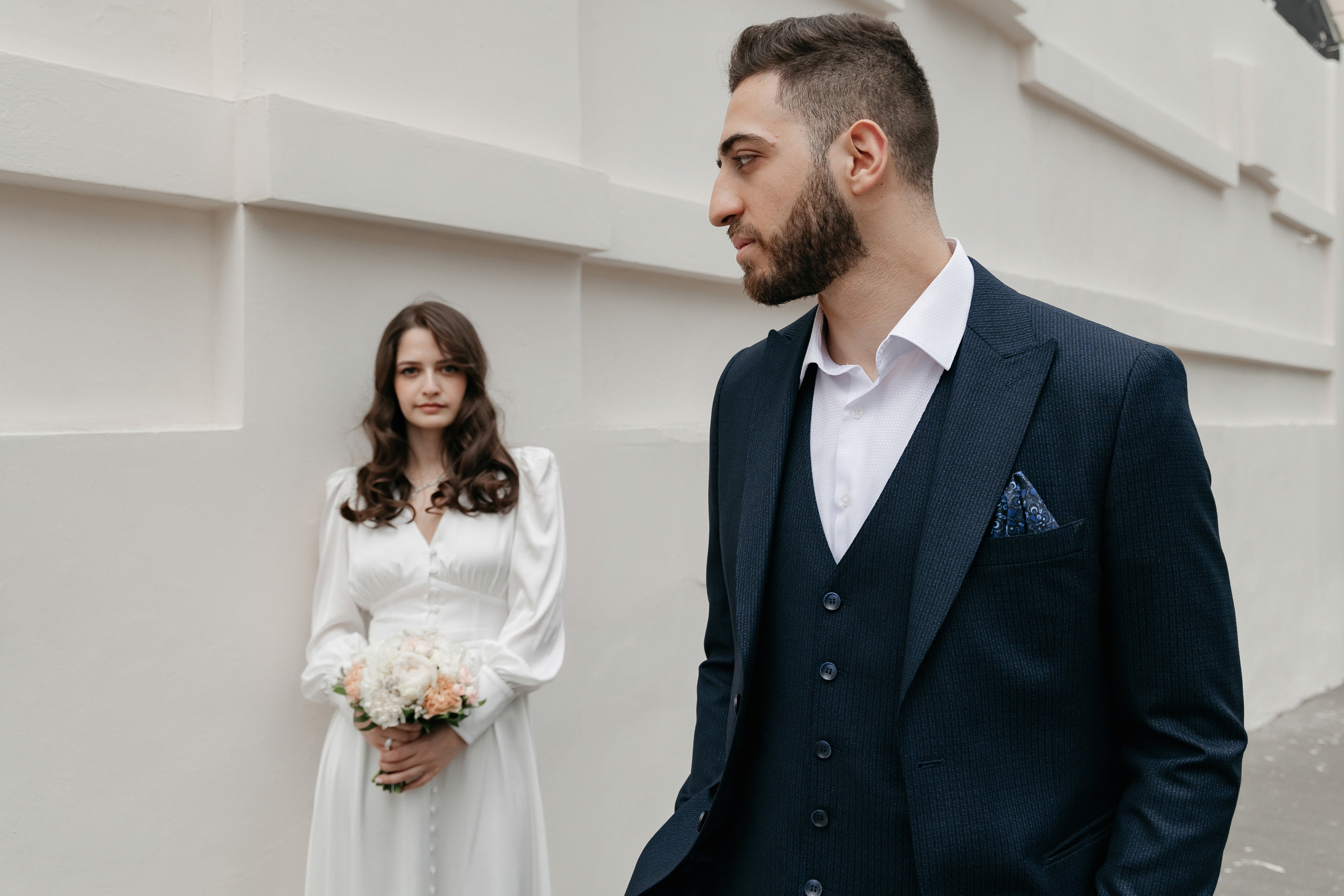 АРХИВ Бэлла и Рауф: прогулка на Котельнической набережной. Свадебный фотограф Москва