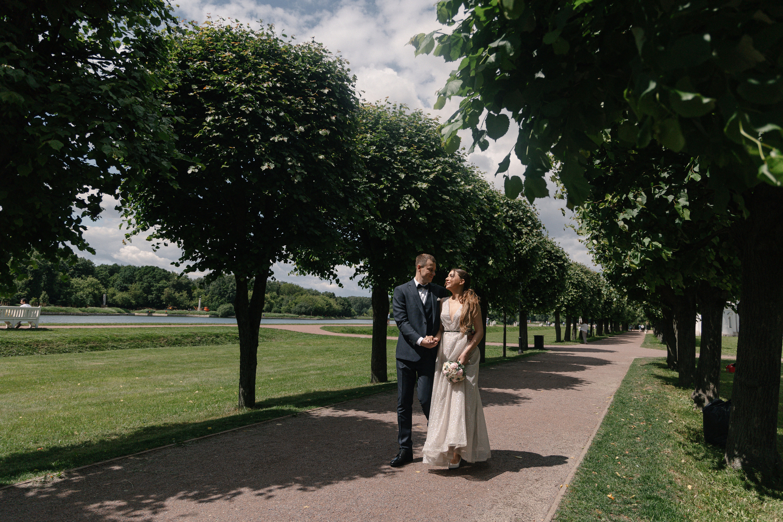 АРХИВ Елена и Олег: Кусково. Свадебный фотограф Москва