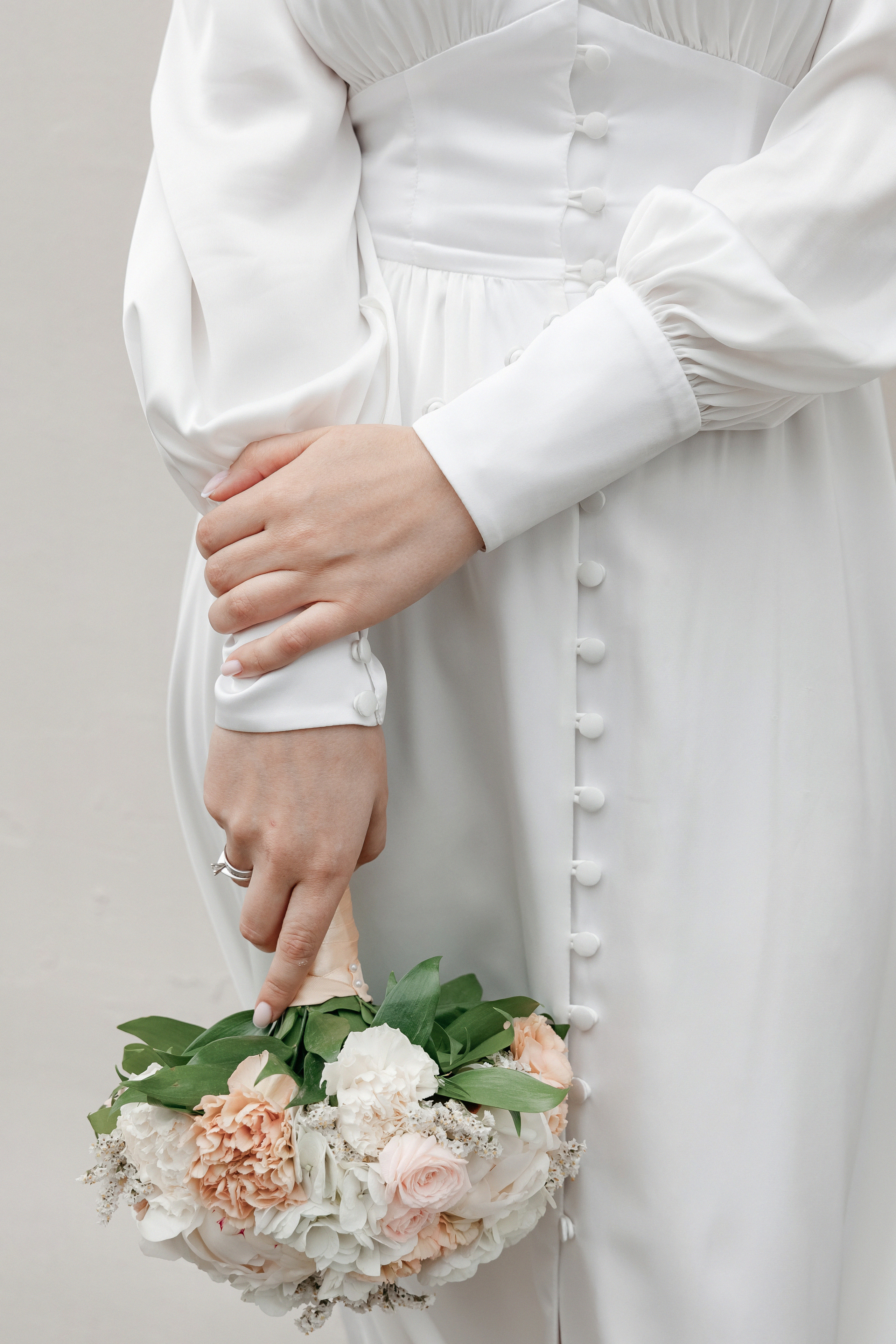 АРХИВ Бэлла и Рауф: прогулка на Котельнической набережной. Свадебный фотограф Москва