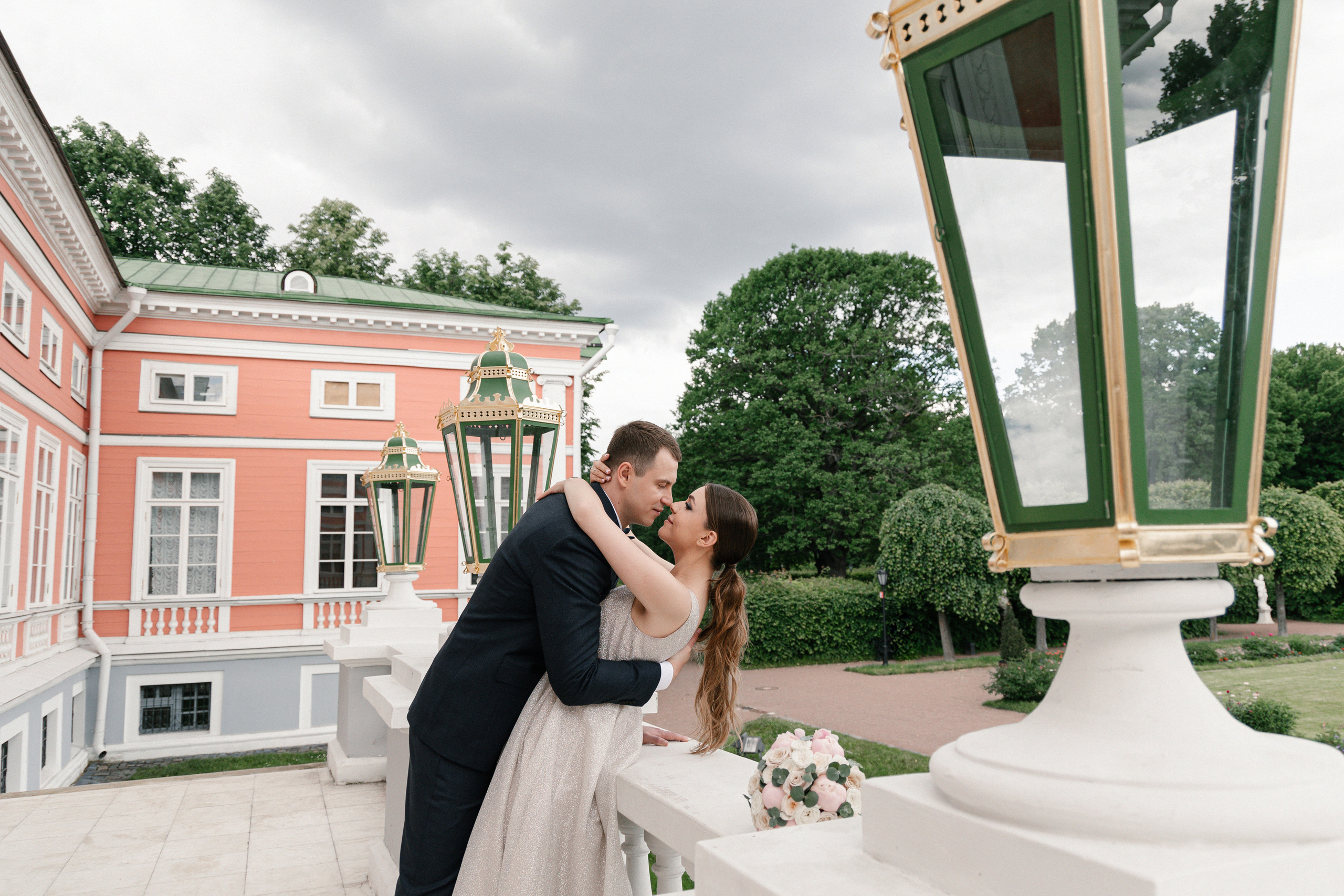 АРХИВ Елена и Олег: Кусково. Свадебный фотограф Москва