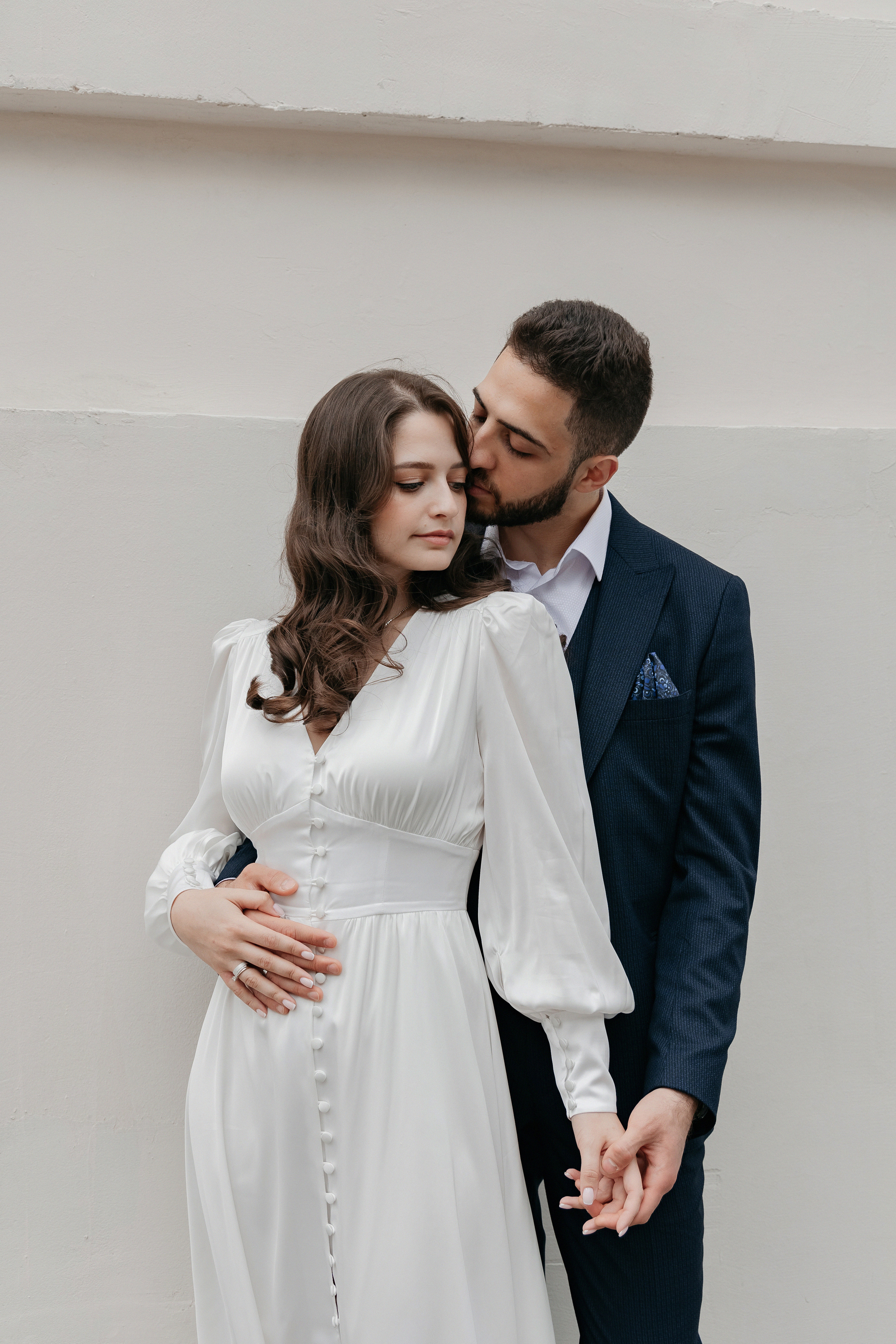 АРХИВ Бэлла и Рауф: прогулка на Котельнической набережной. Свадебный фотограф Москва