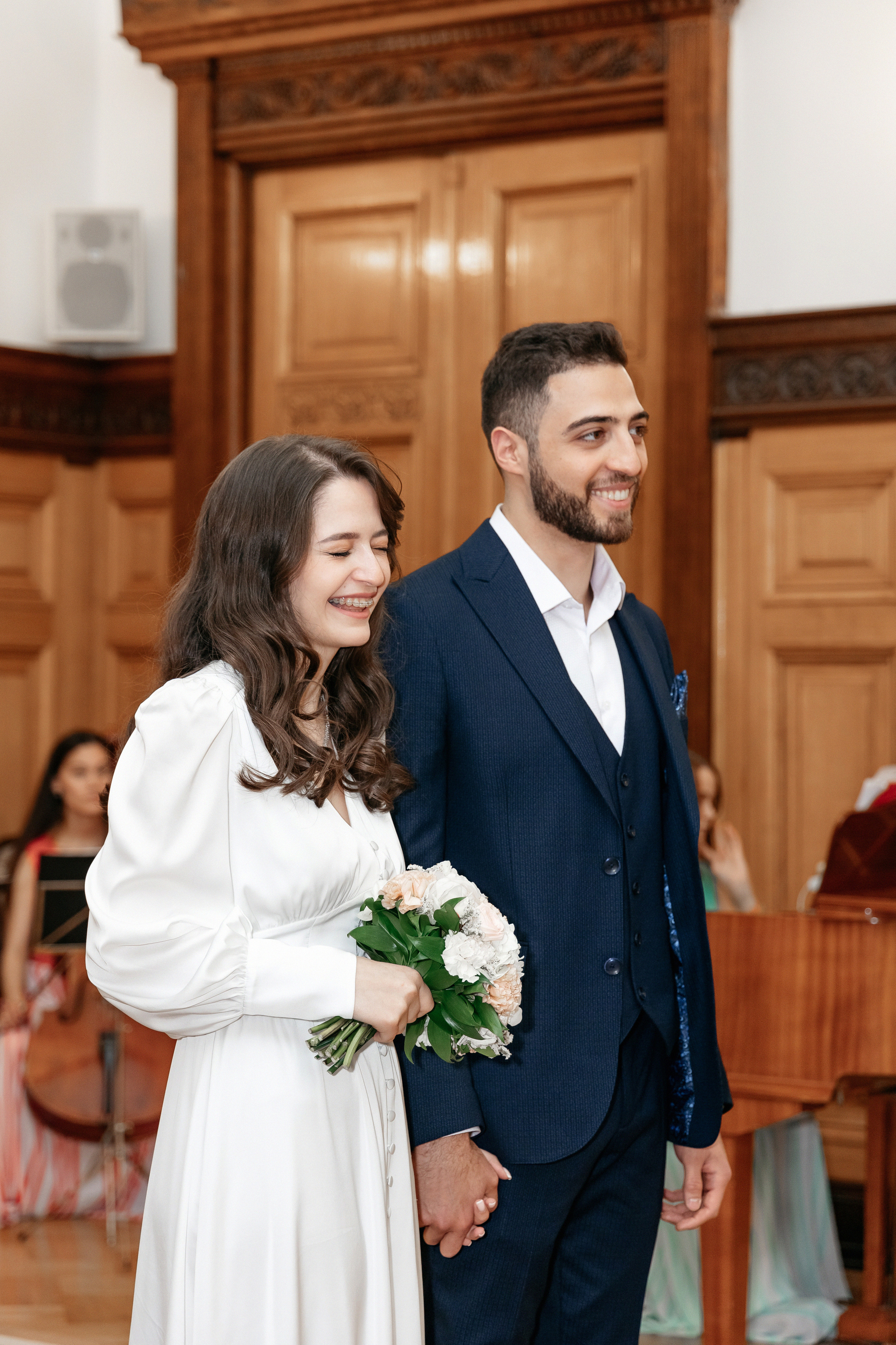 АРХИВ Бэлла и Рауф: прогулка на Котельнической набережной. Свадебный фотограф Москва