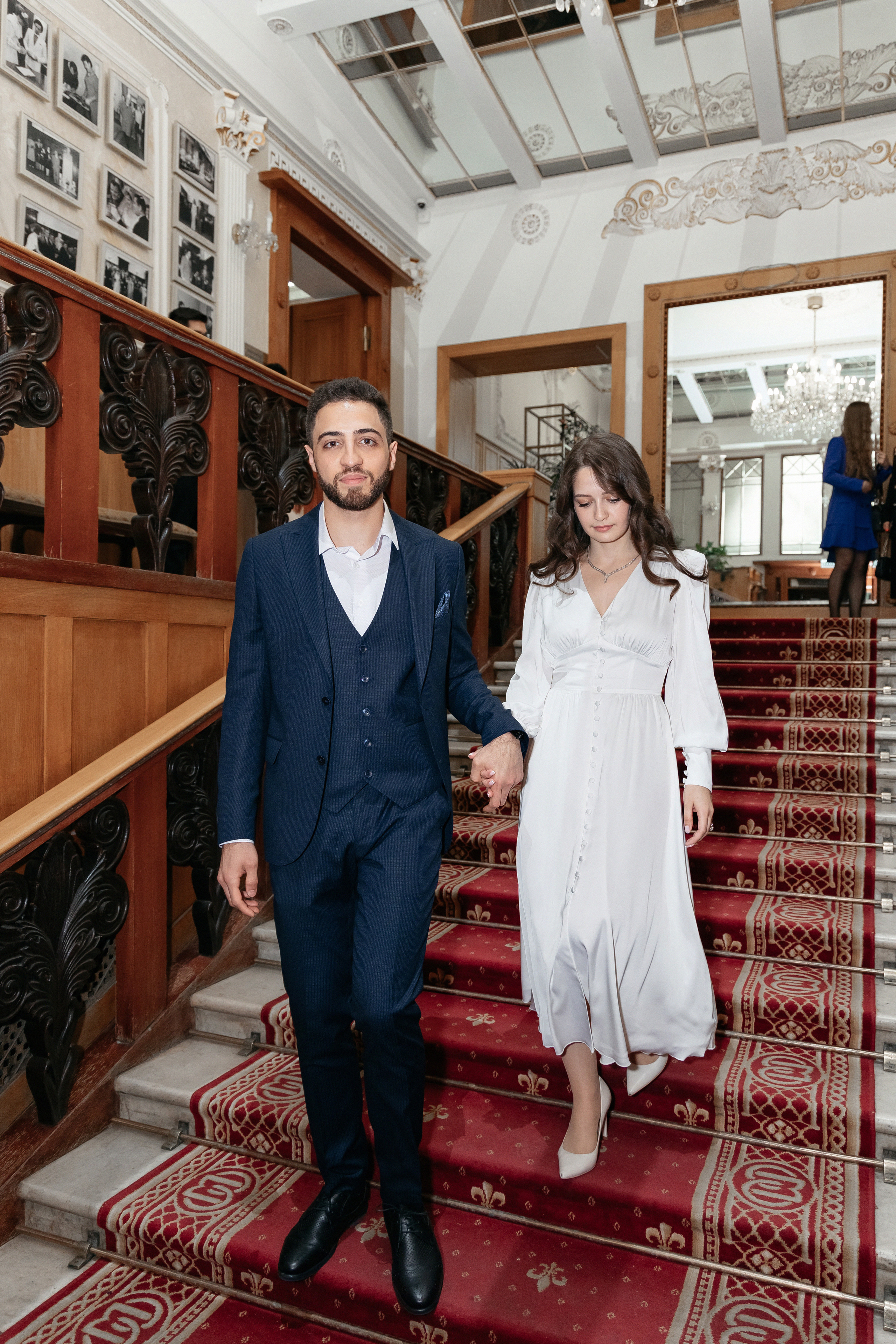 АРХИВ Бэлла и Рауф: прогулка на Котельнической набережной. Свадебный фотограф Москва