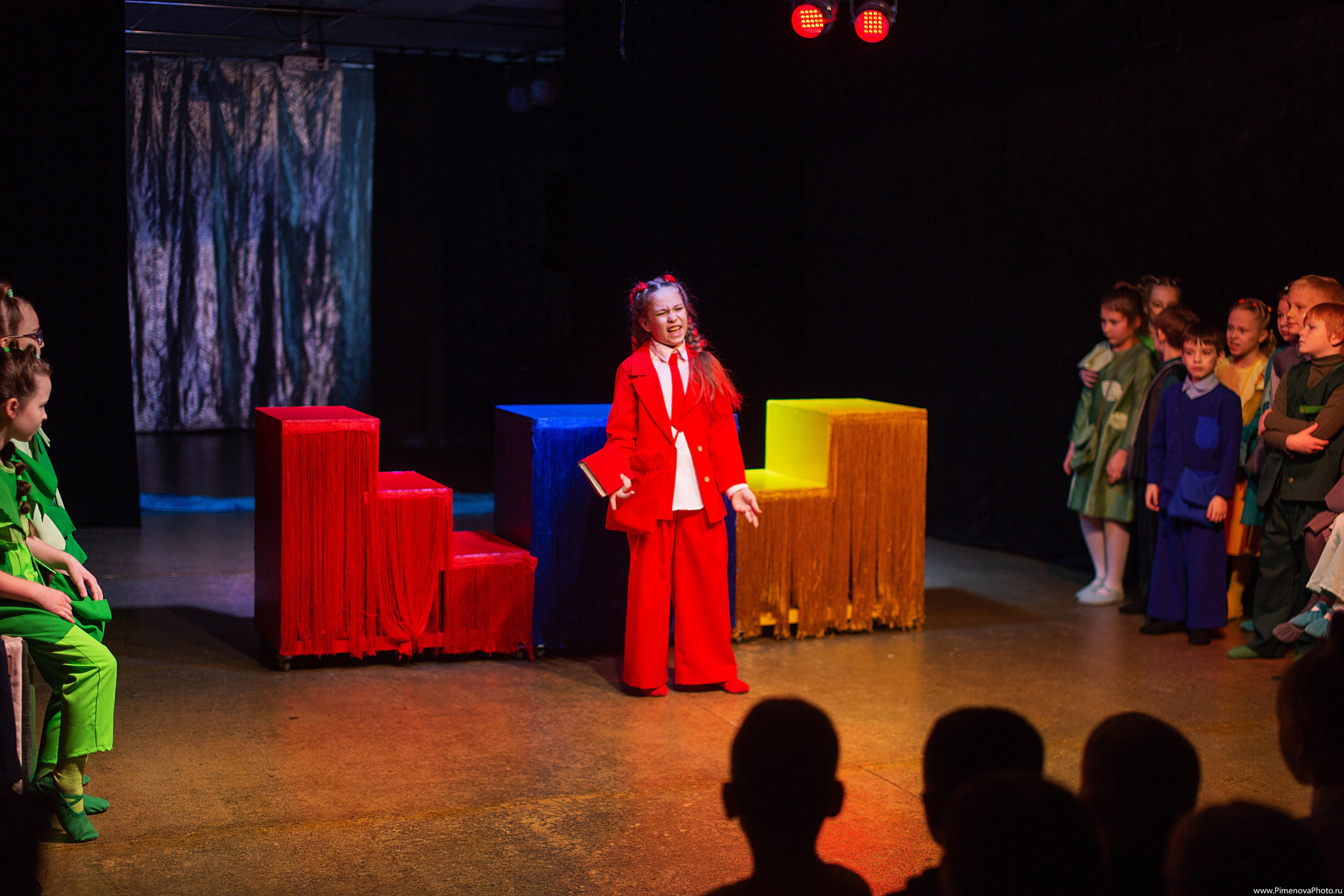 Карандаши «Театрум» ДТЦ, февраль. Семейный и детский фотограф в Петрозаводске