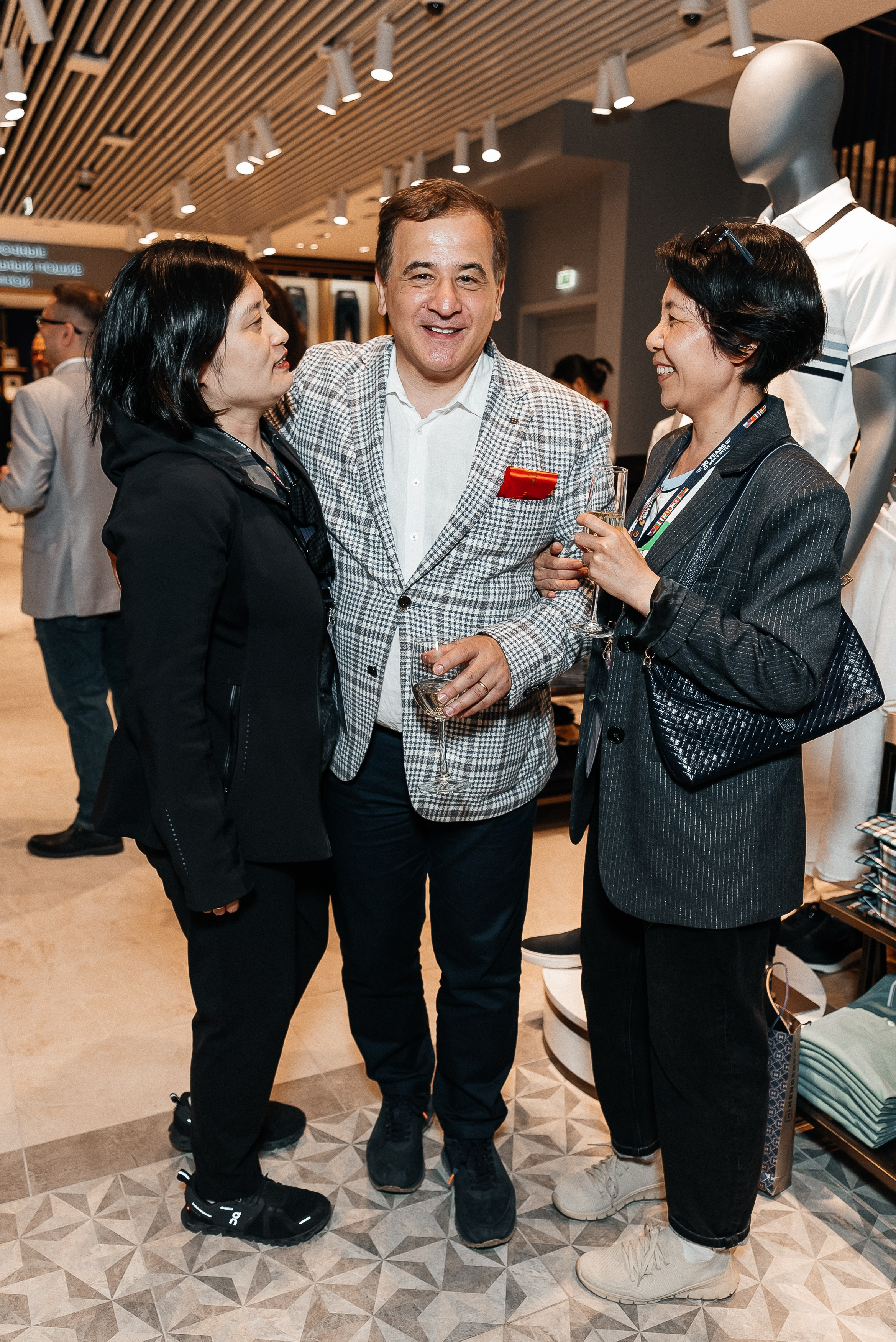 Henderson. Павел Краснов — Свадебный и репортажный фотограф в Москве