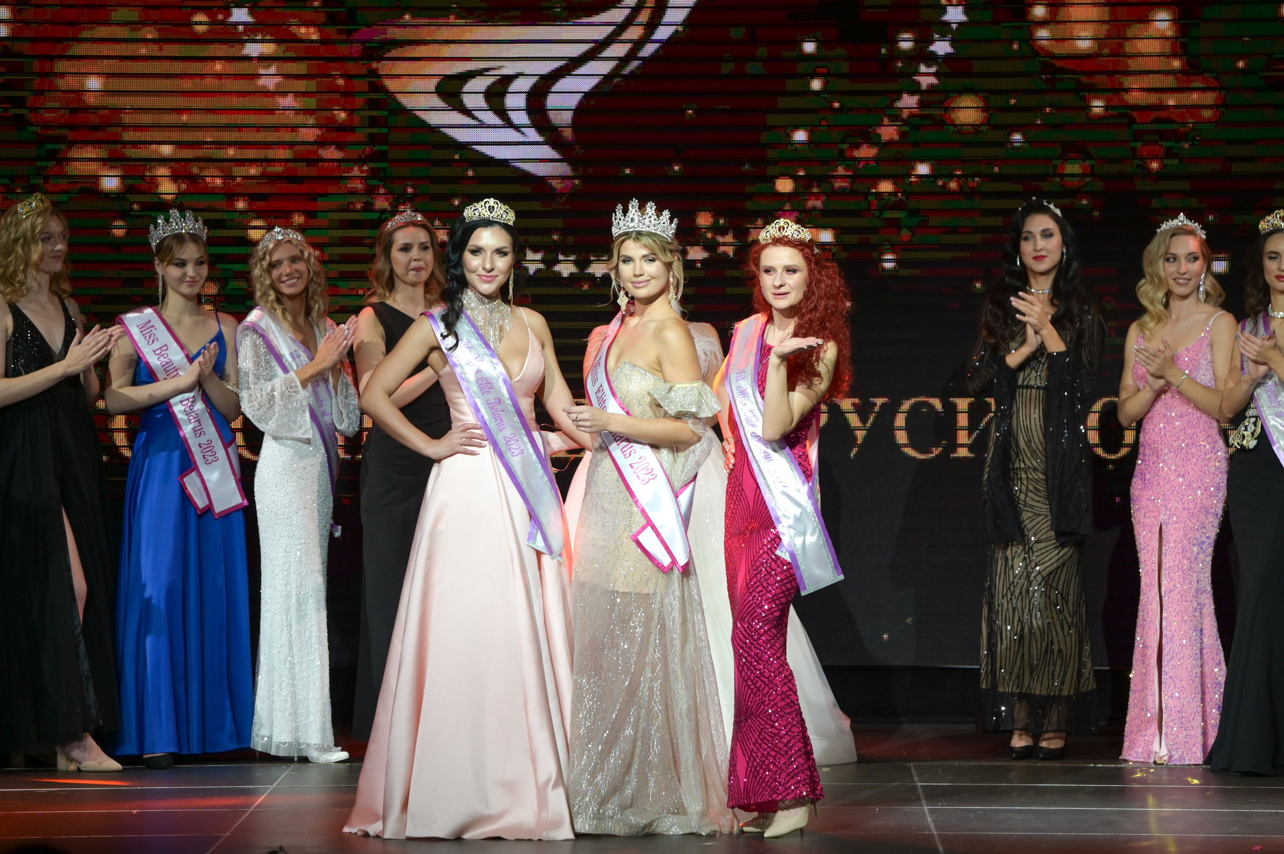 Фотографии с конкурса красоты. Фотоуслуги, услуги фотографа, фотографирование важных событий