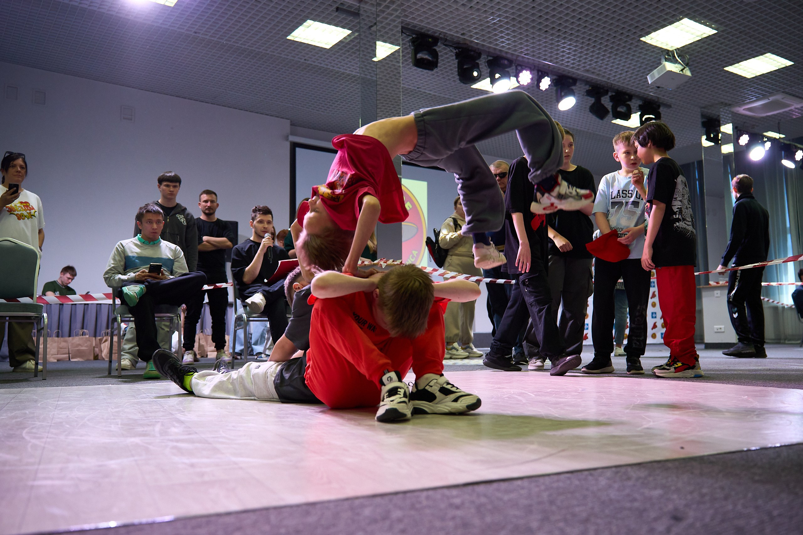 Breaking class battle 2024. Концертный фотограф в Перми, Москве и Екатеринбурге Максим Шибаков