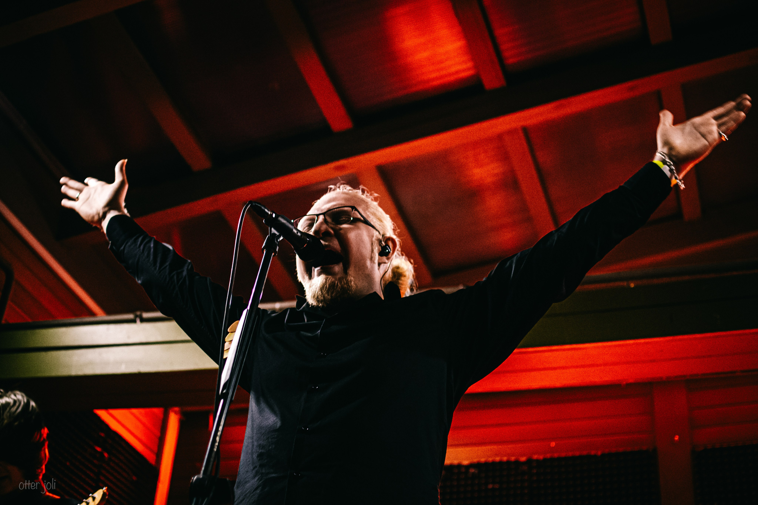 Голова Муэссы | Китайский лётчик Джао Да. Концертный репортёр Валерия Сафина