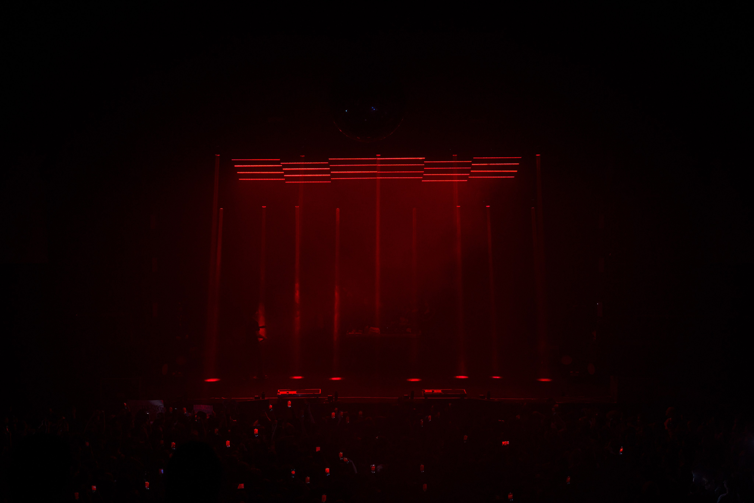 07.04.2024 | LIL KRYSTALLL for PixelGrid Studio. Личный и концертный фотограф в Москве