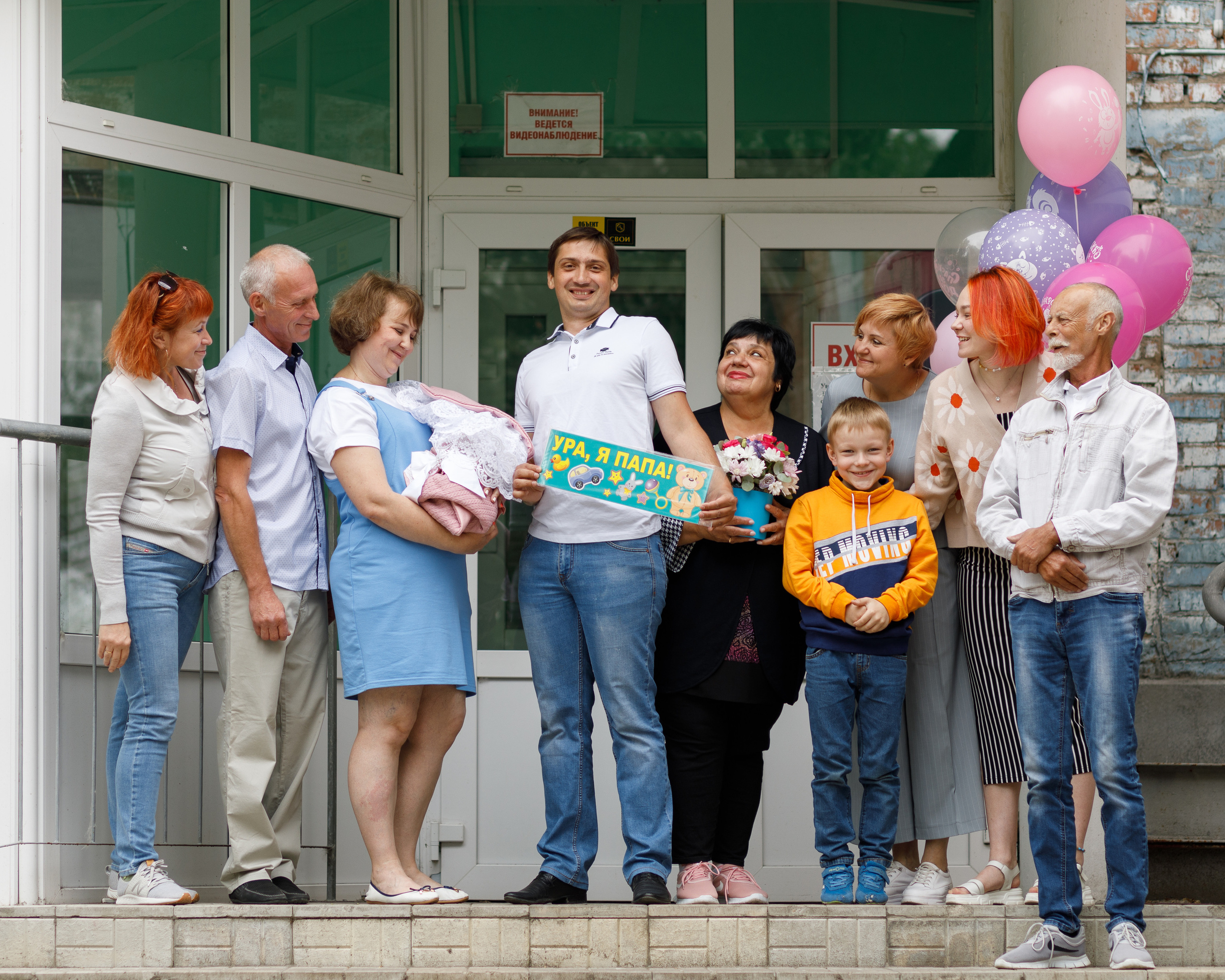 Newborn фотосъемка. Фотограф Анна Телекаева, выпускные альбомы, семейные и репортажные съемки в Омске