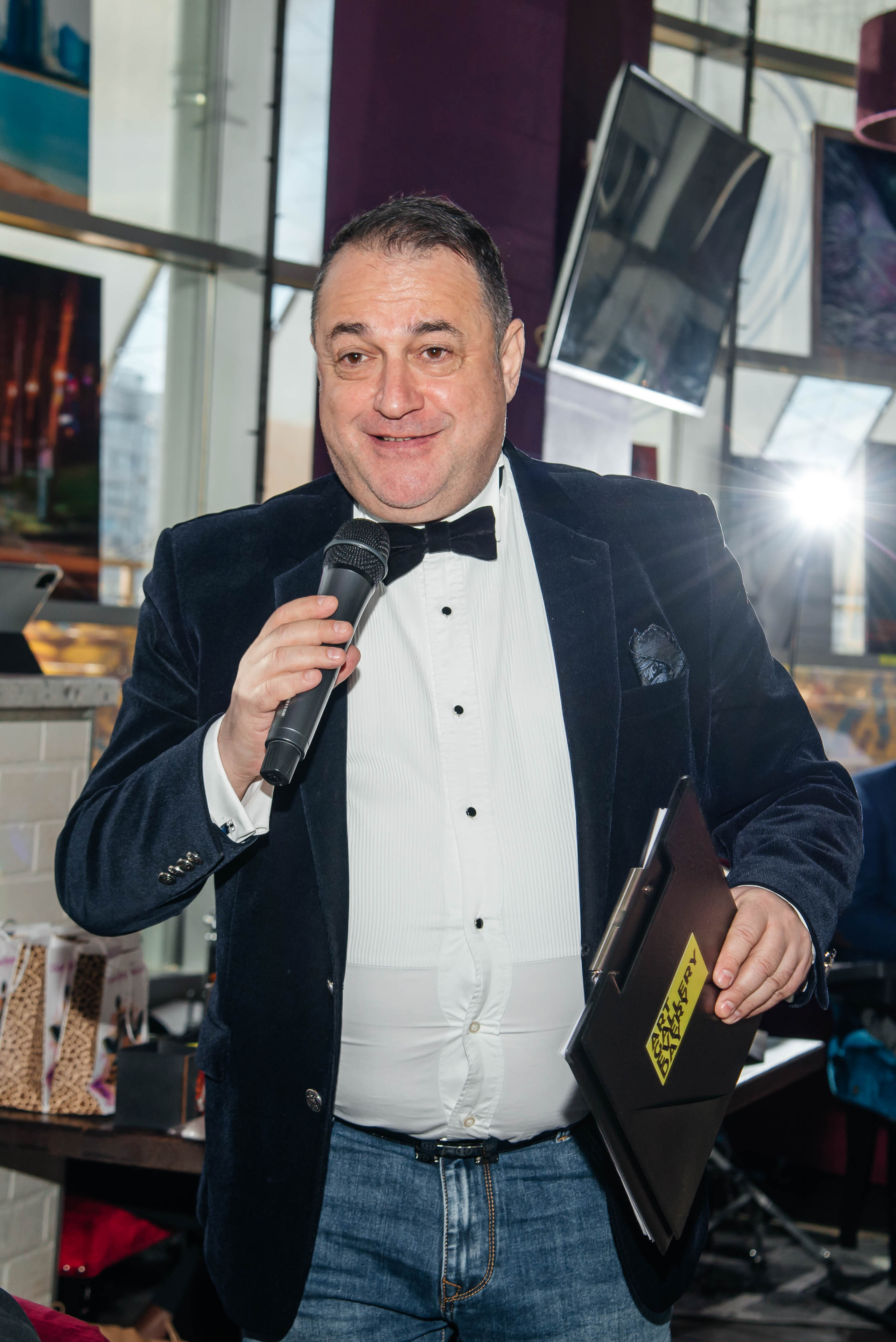 Открытие выставки в Мята Lounge. Свадебный и семейный фотограф в Москве Елена Брюханова