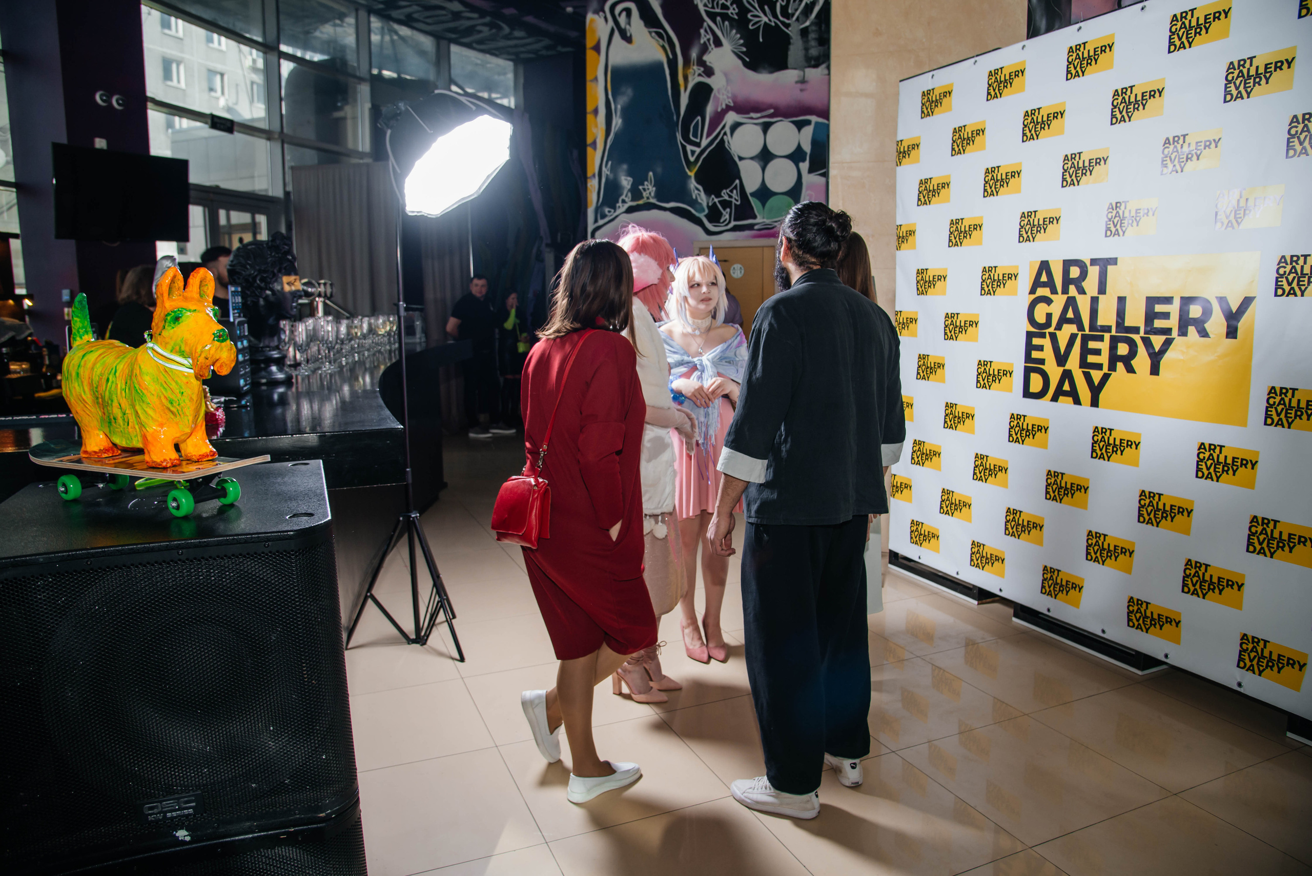 Открытие выставки в Мята Lounge. Свадебный и семейный фотограф в Москве Елена Брюханова