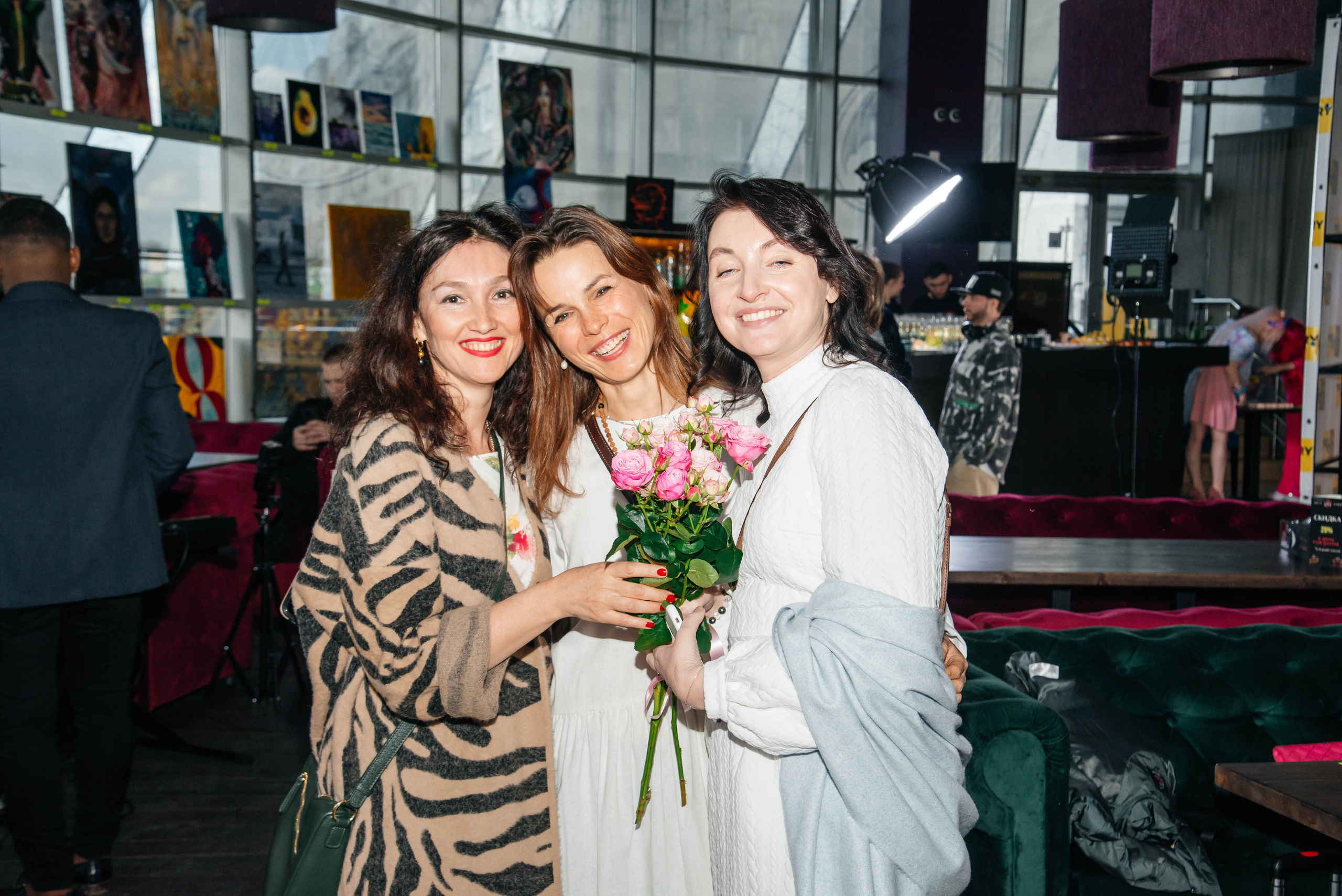 Открытие выставки в Мята Lounge. Свадебный и семейный фотограф в Москве Елена Брюханова