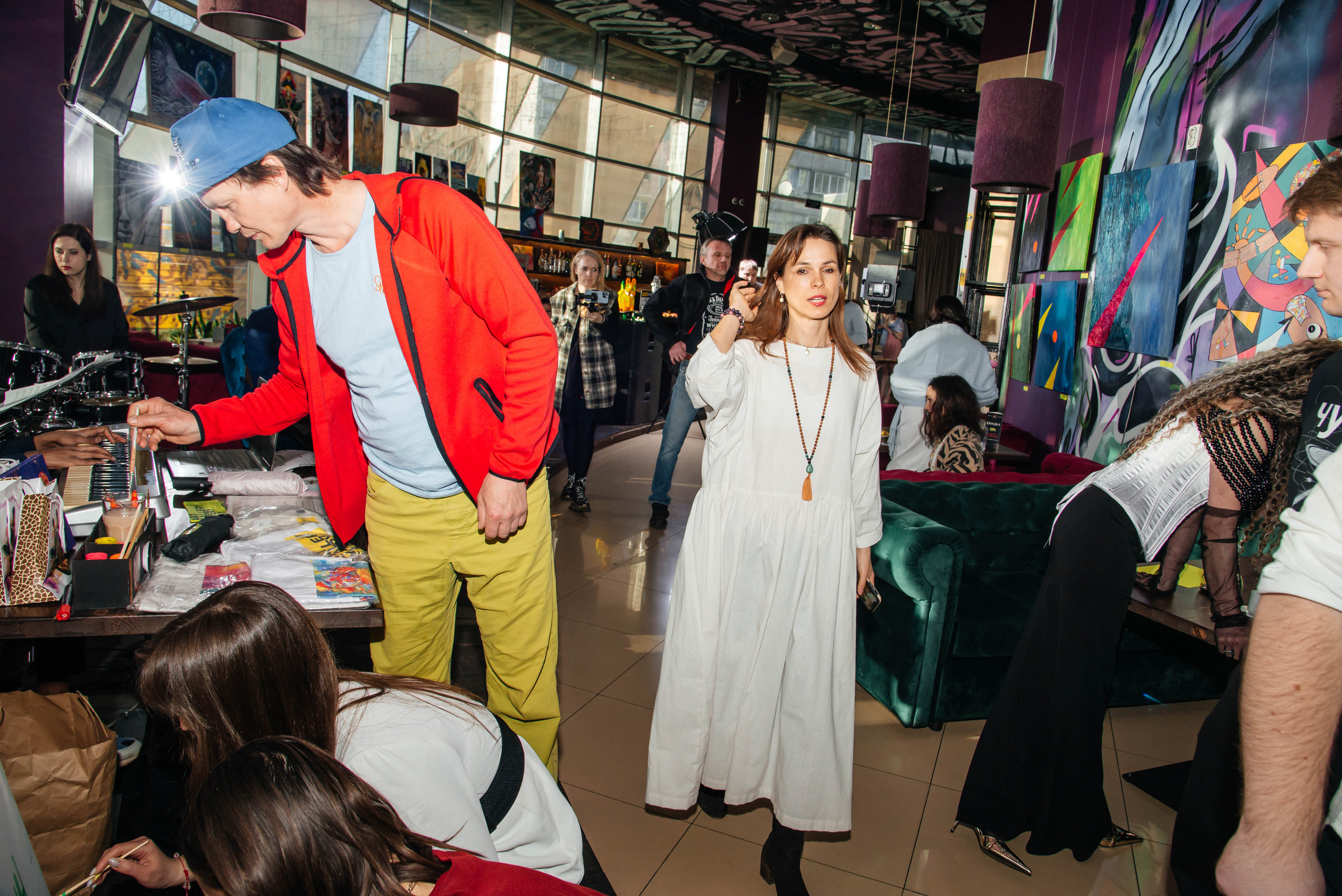 Открытие выставки в Мята Lounge. Свадебный и семейный фотограф в Москве Елена Брюханова