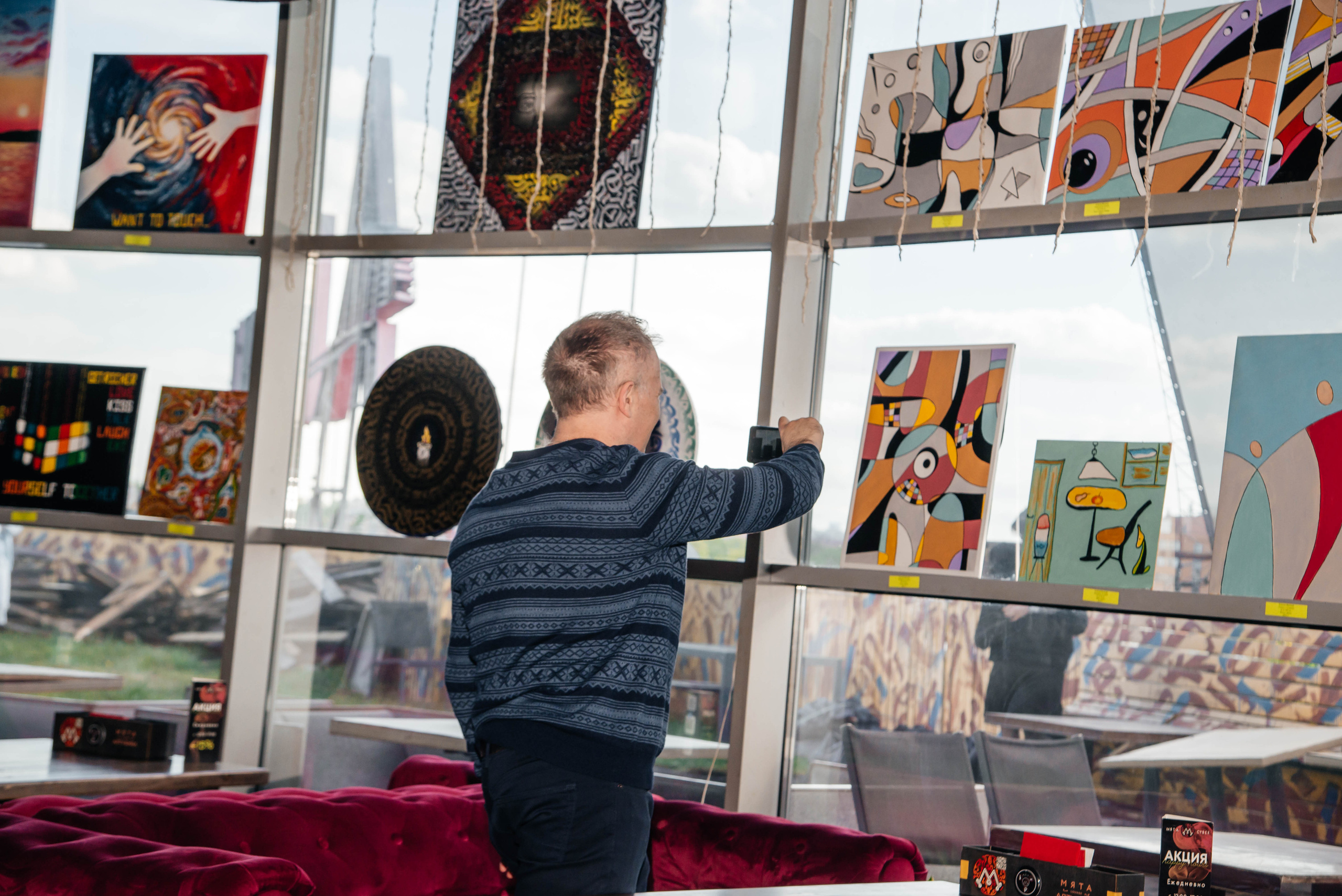 Открытие выставки в Мята Lounge. Свадебный и семейный фотограф в Москве Елена Брюханова