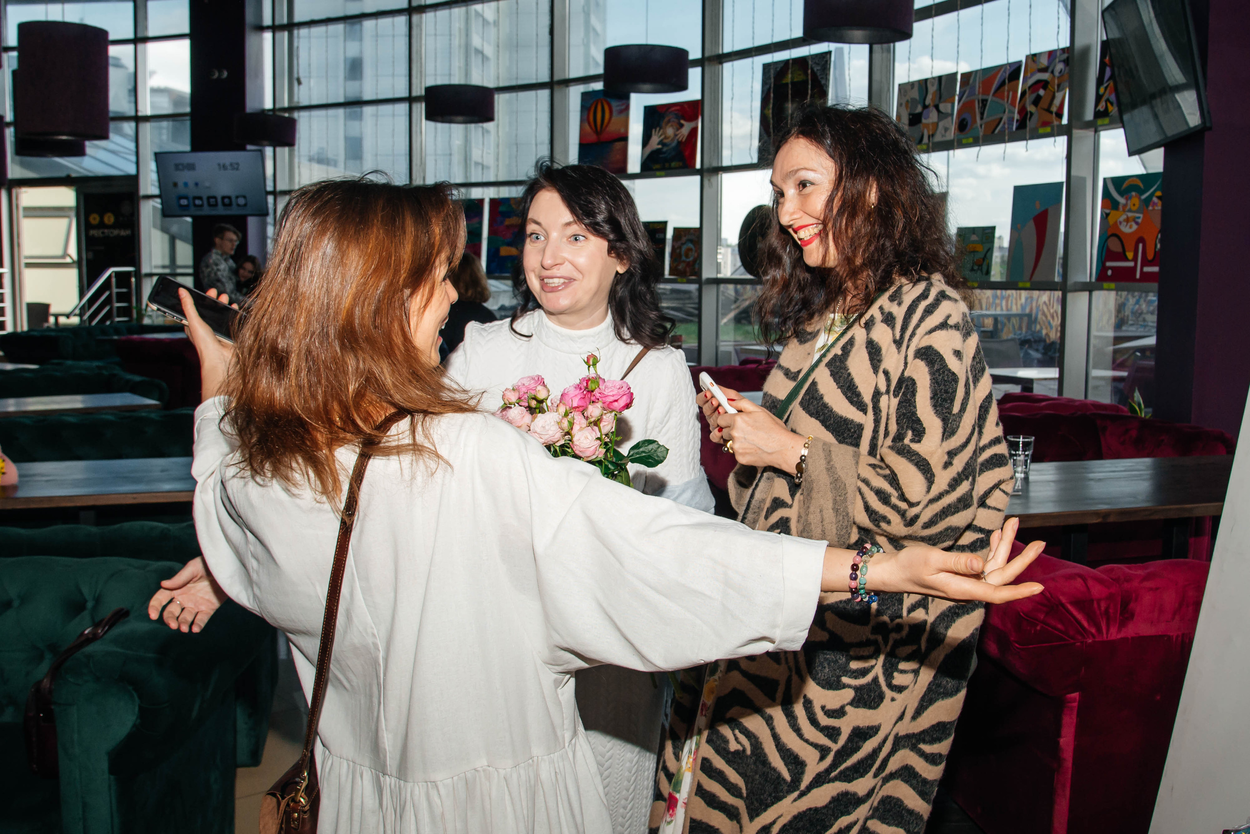 Открытие выставки в Мята Lounge. Свадебный и семейный фотограф в Москве Елена Брюханова