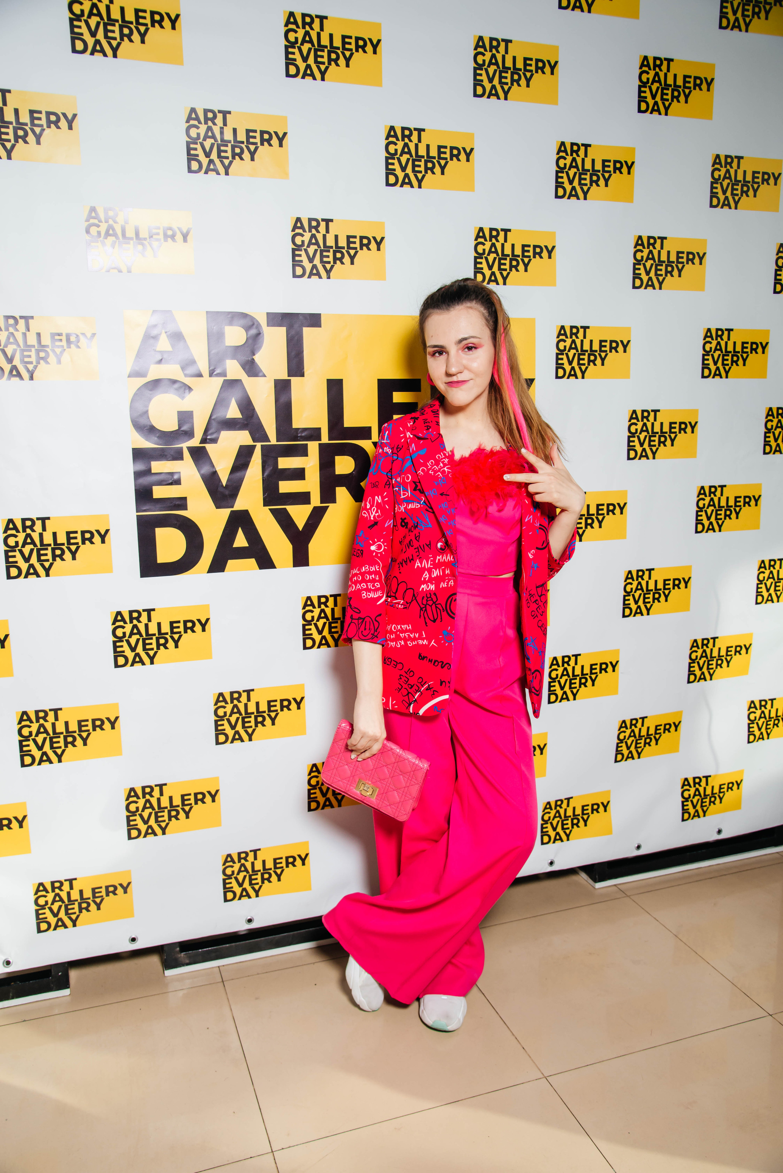 Открытие выставки в Мята Lounge. Свадебный и семейный фотограф в Москве Елена Брюханова