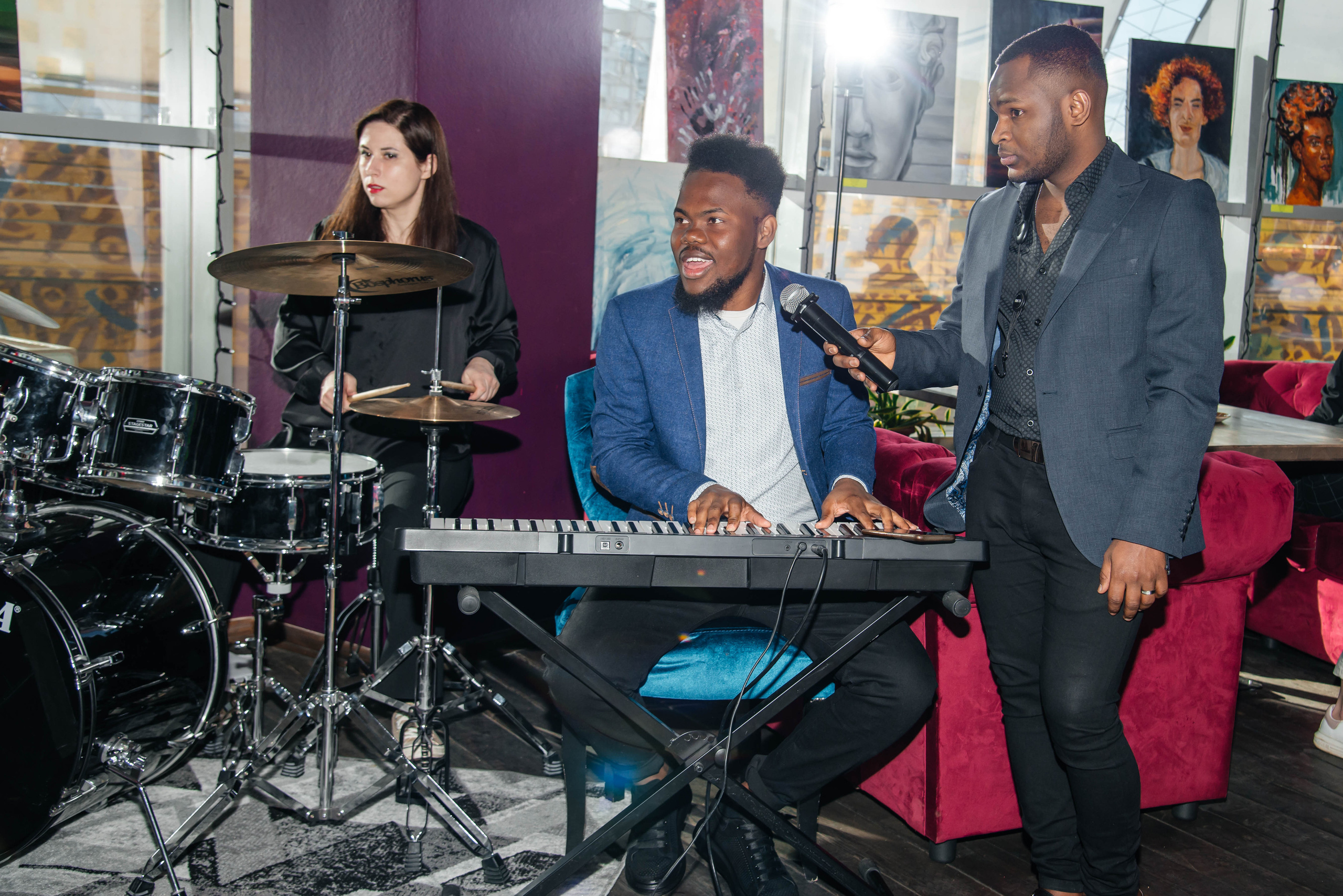 Открытие выставки в Мята Lounge. Свадебный и семейный фотограф в Москве Елена Брюханова