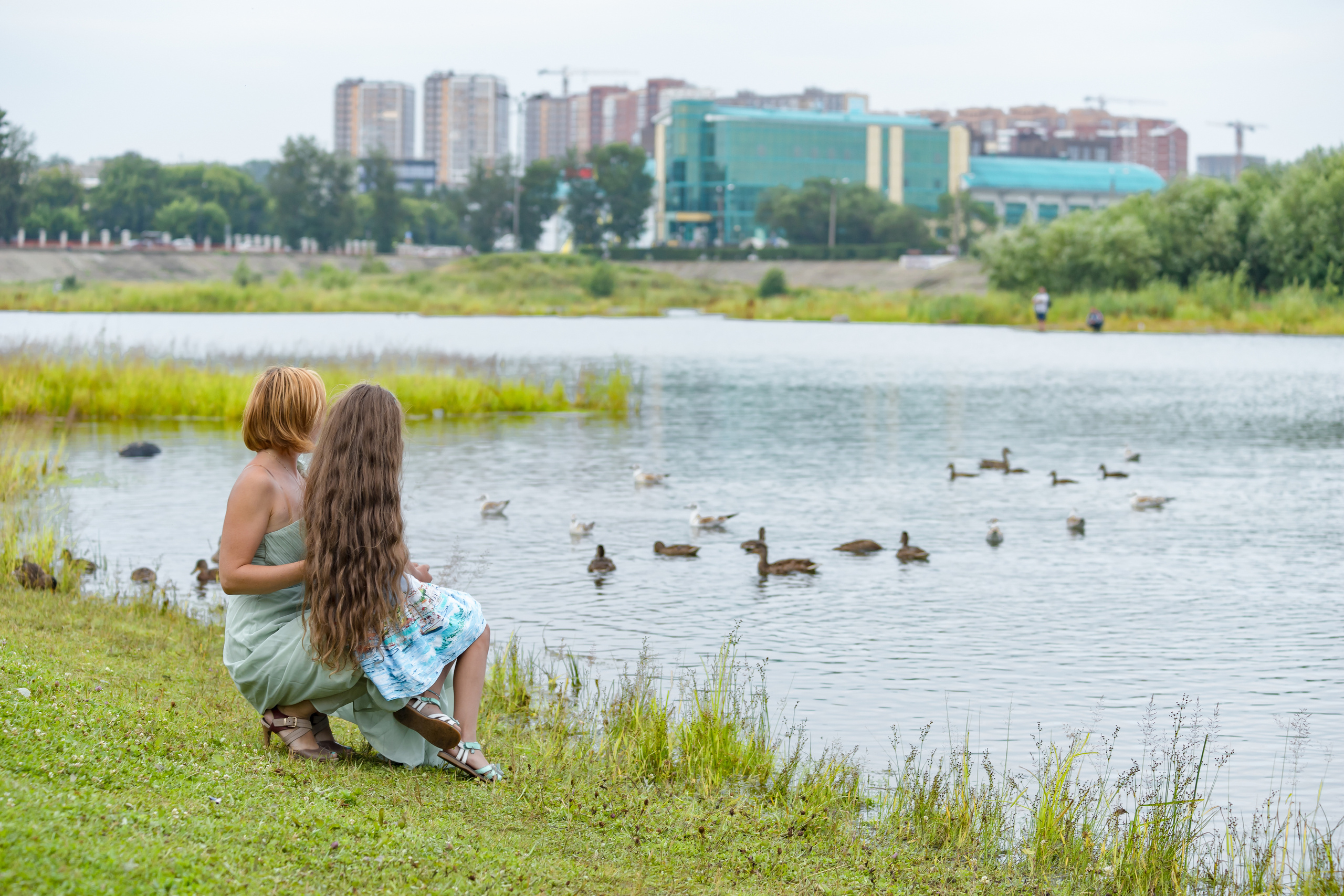 Семейная прогулка. о. Юность. Ольга Ли свадебный семейный фотограф Иркутск