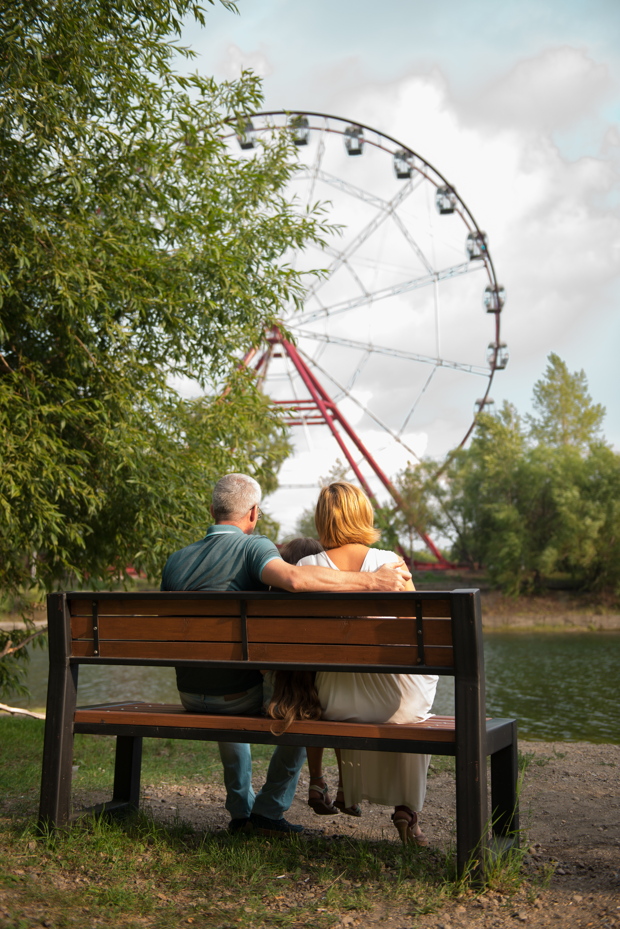 Семейная прогулка. о. Юность. Ольга Ли свадебный семейный фотограф Иркутск