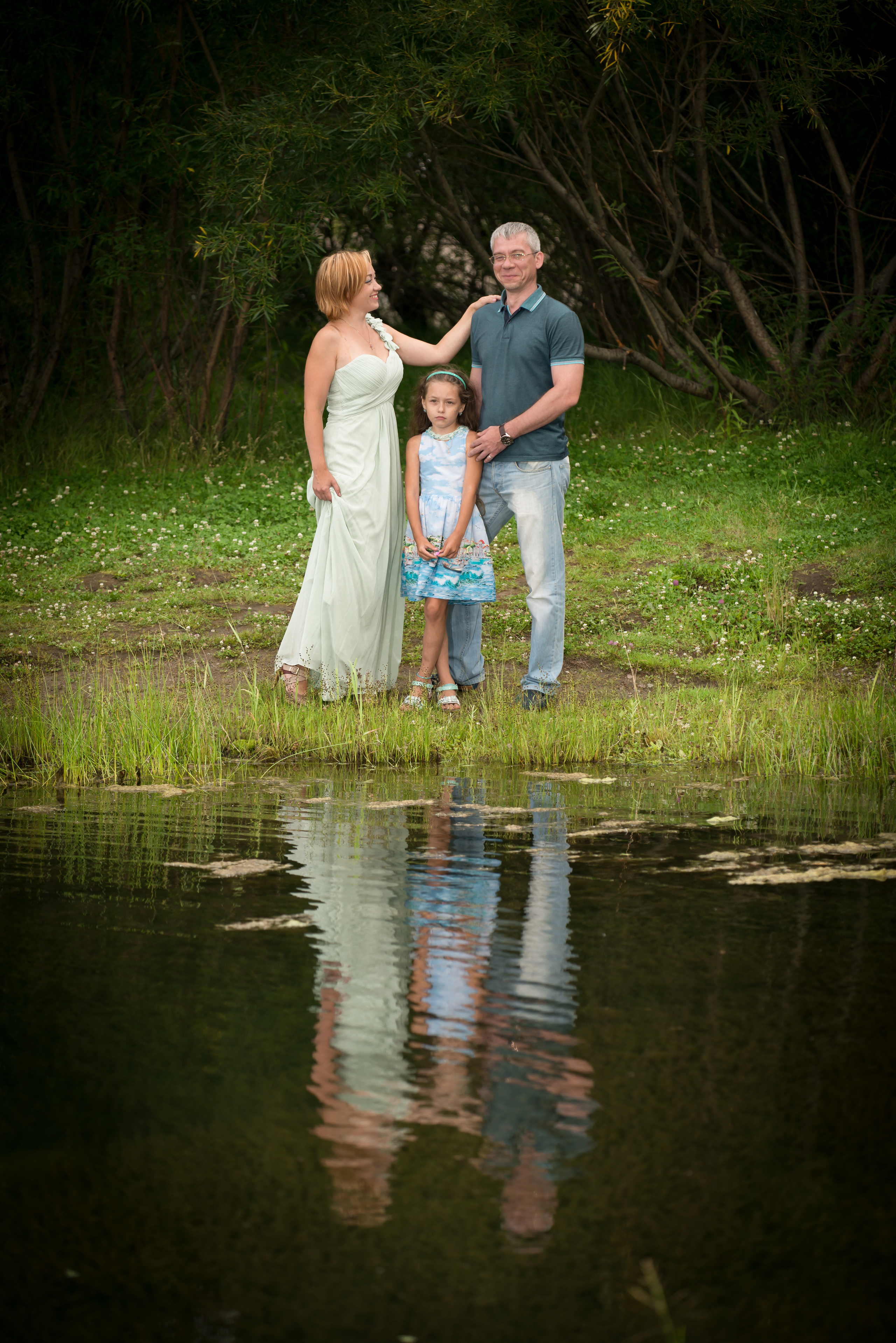 Семейная прогулка. о. Юность. Ольга Ли свадебный семейный фотограф Иркутск
