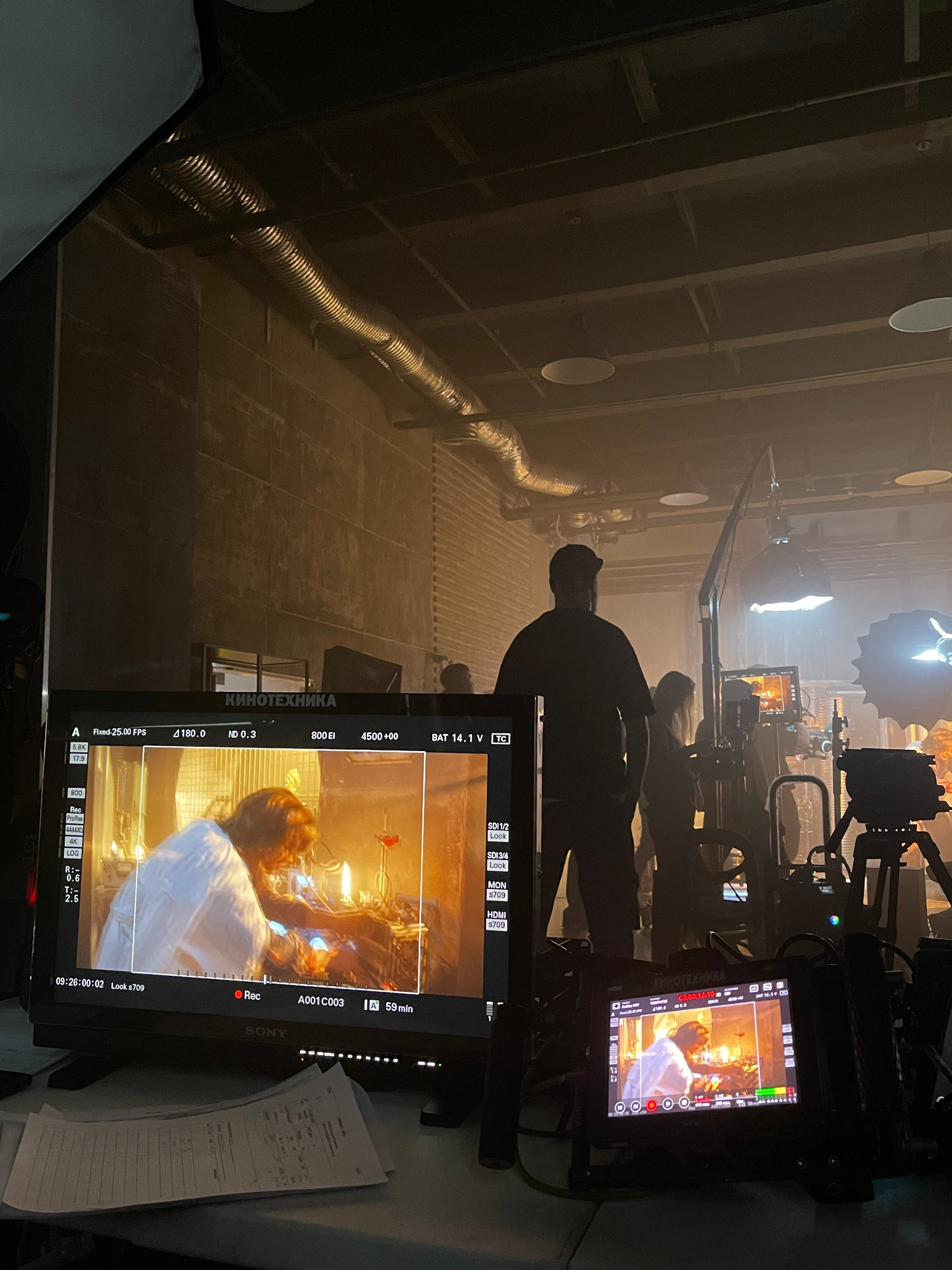 BACKSTAGE GALLERY. «MAK FLAME»