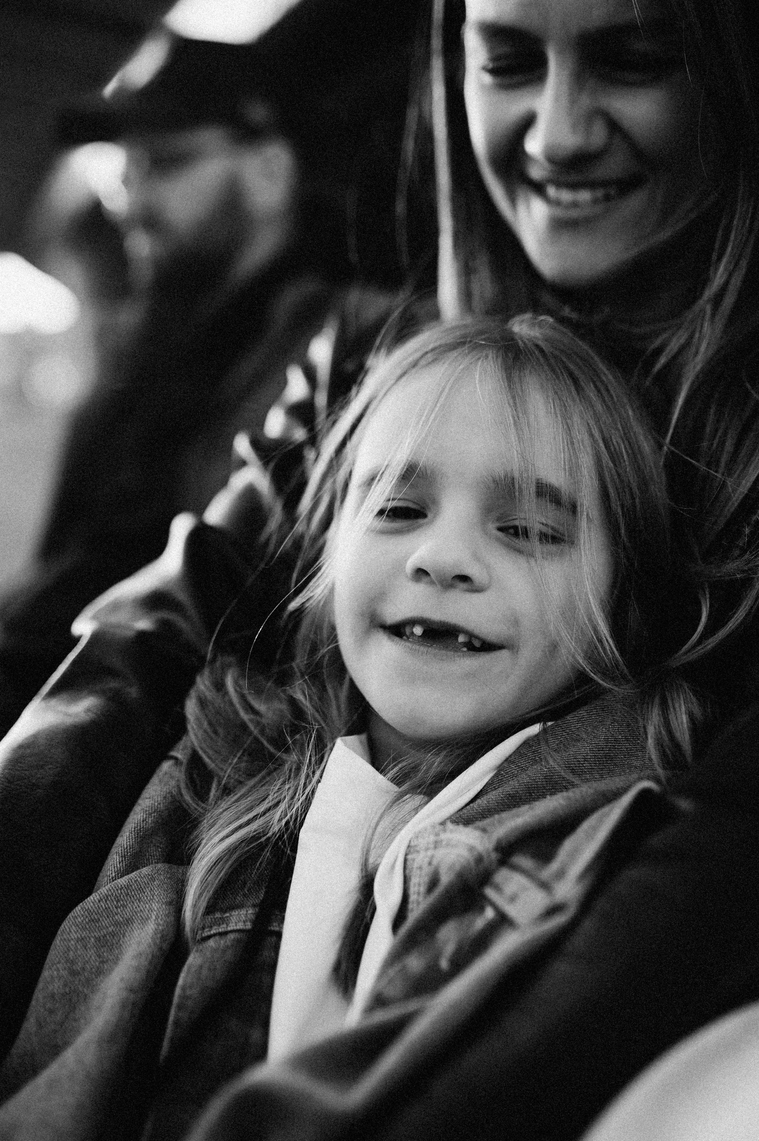 САША, АНЯ и их КИРА и ЛЕРА. Семейный фотограф в Новосибирске Женя Индрикова