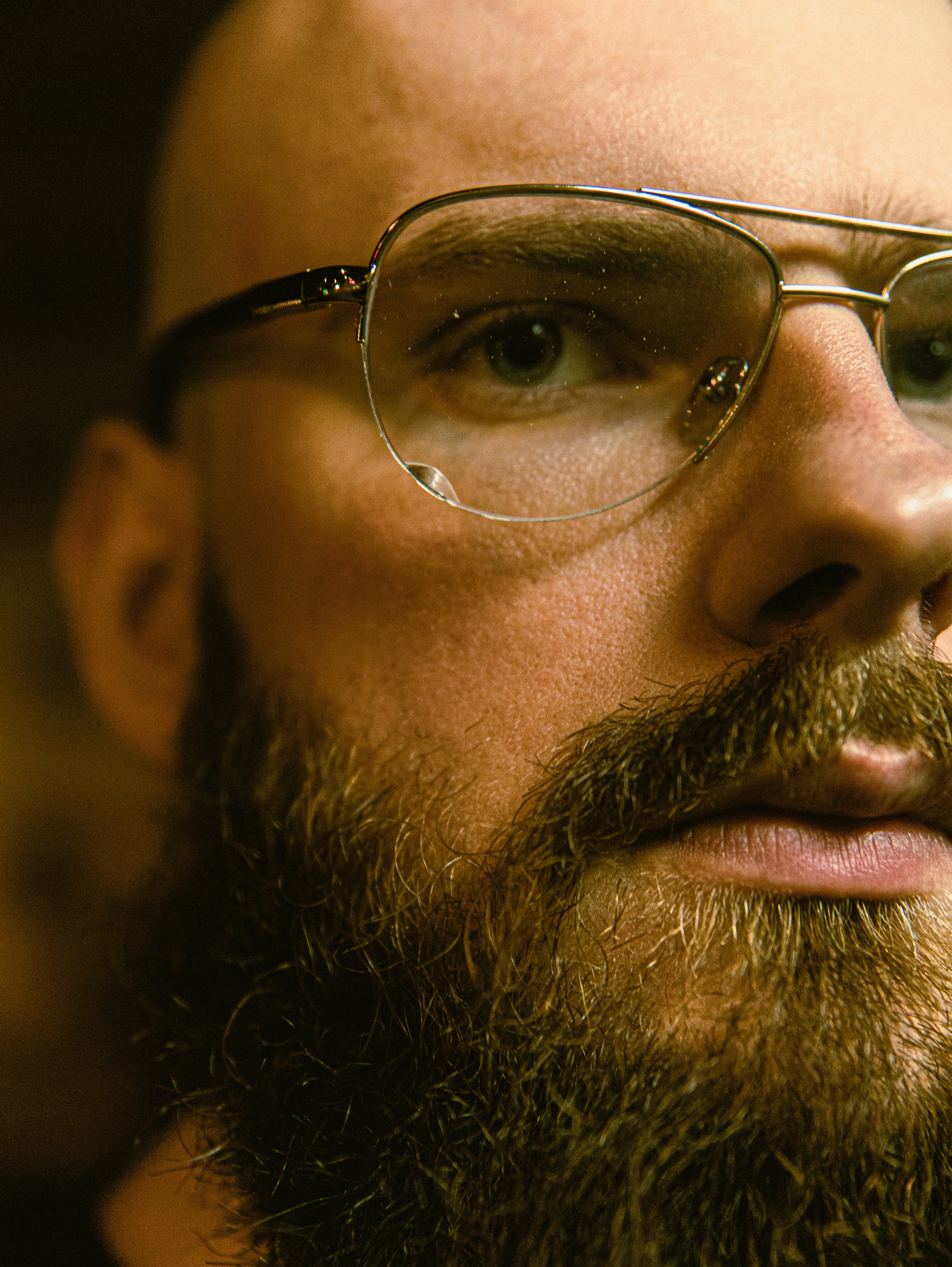 Román. Jorgis Talè — photographer, kind person, teacher of arts and other mag