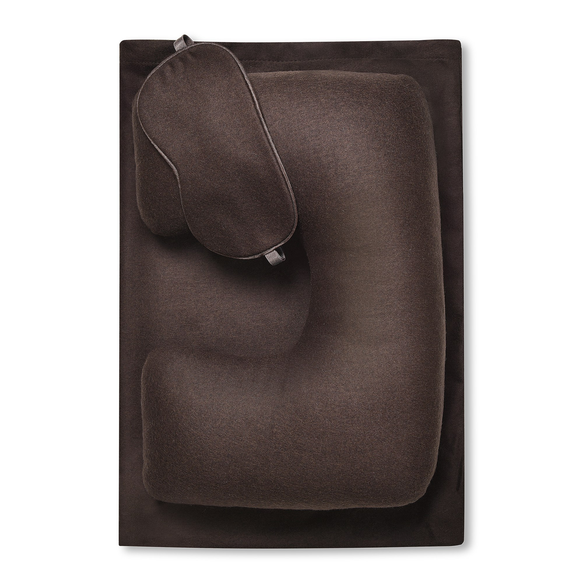 каталожная съёмка подушки  для сайтов на белом фоне