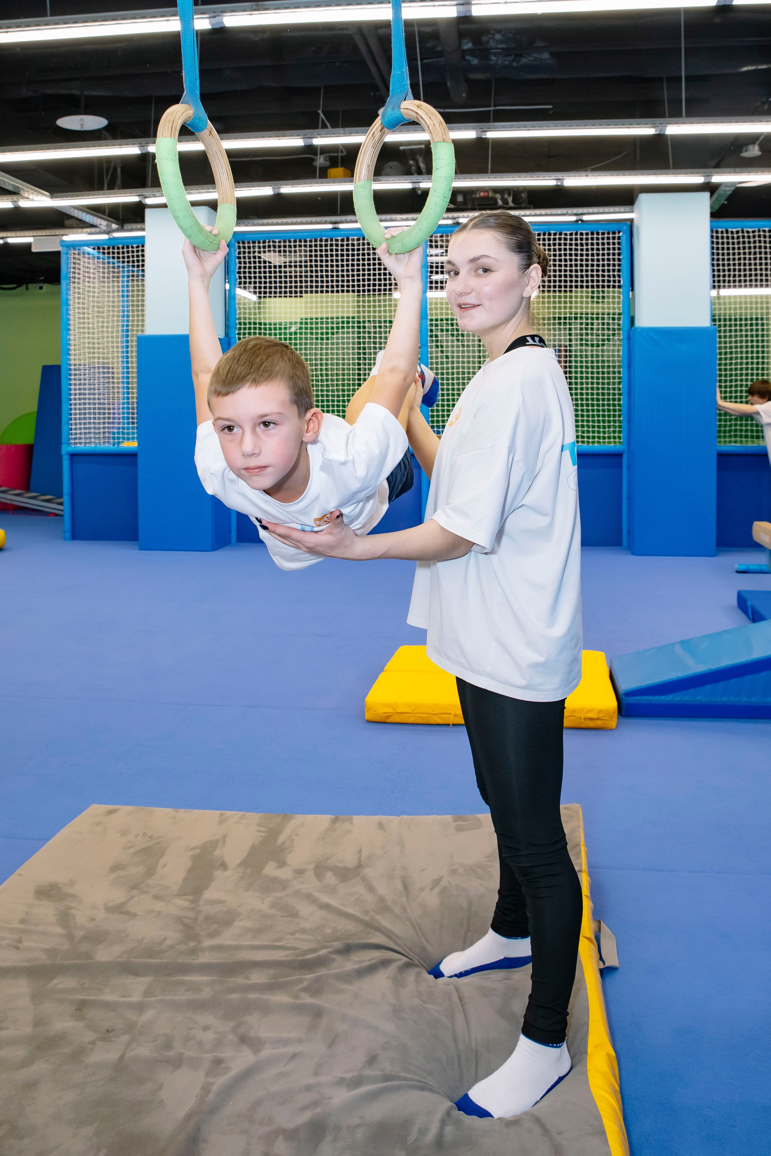Соревнования по гимнастике в Gymkids Чертаново. Профессиональный фотограф в Москве | Заказать фотосессию и съемку