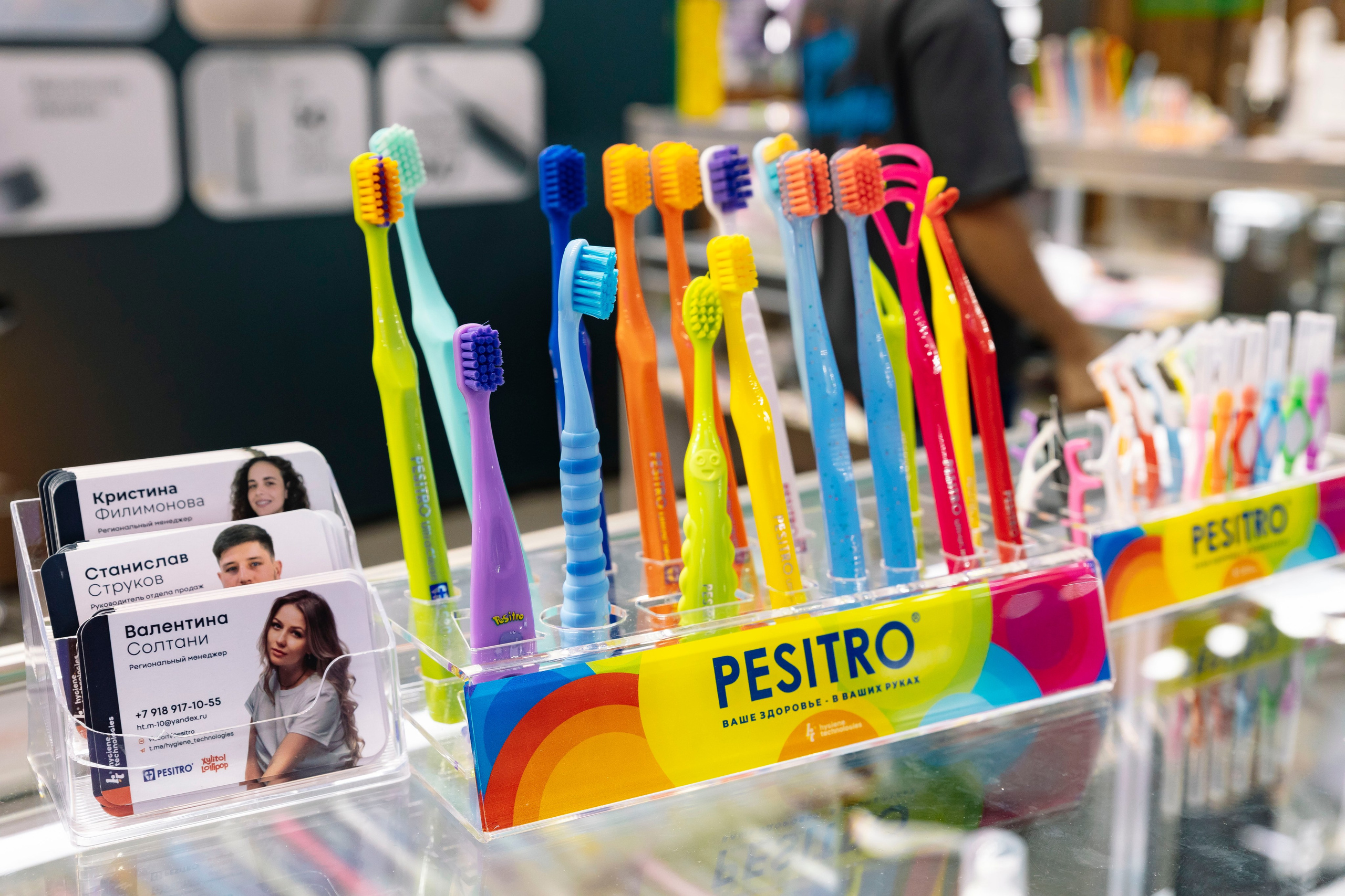 Стоматологическая выставка Dental Salon 2026. Профессиональный фотограф в Москве | Заказать фотосессию и съемку