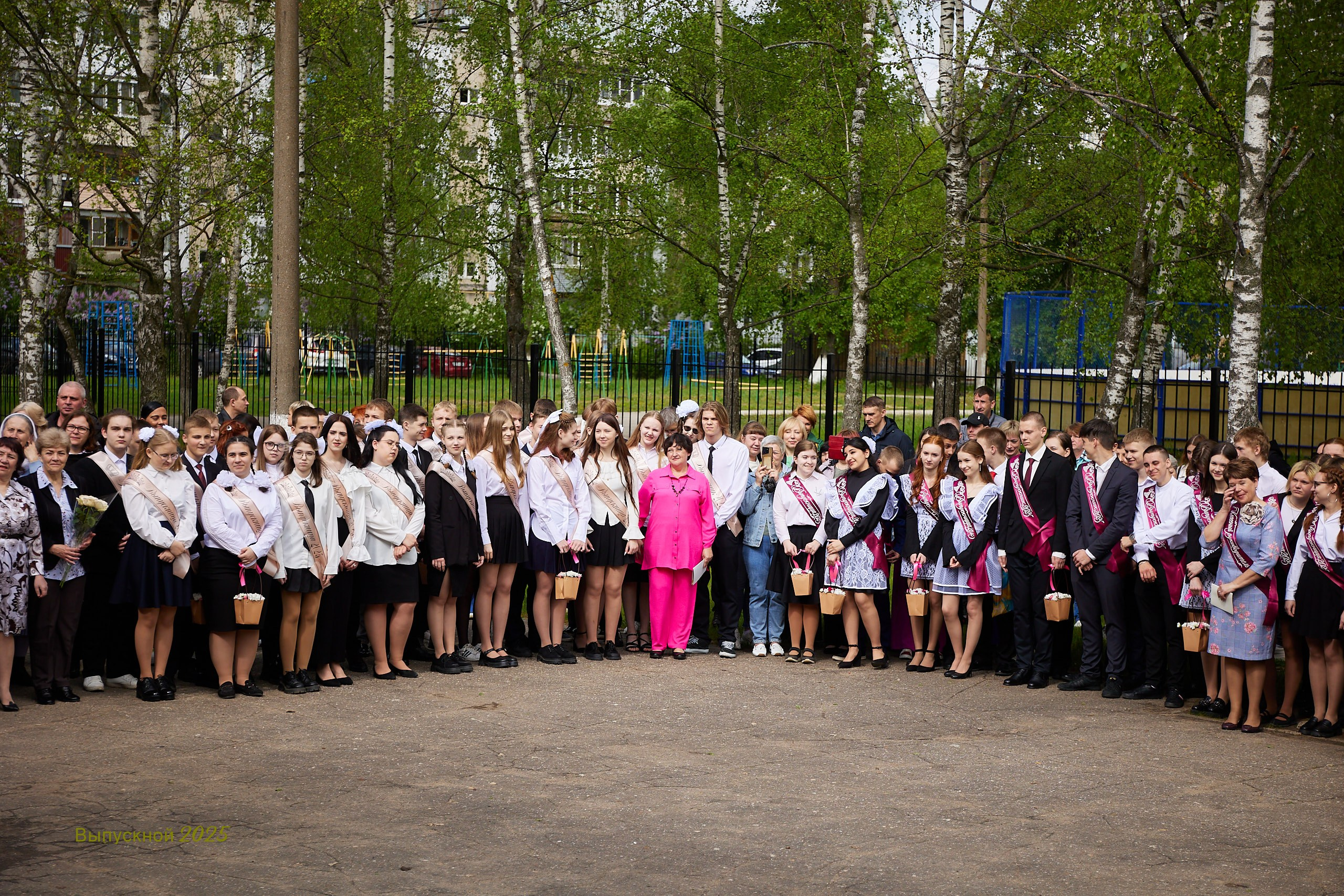 Выпускной «Прощай школа» 2025 год. Спортивный фотограф Некрасов Денис