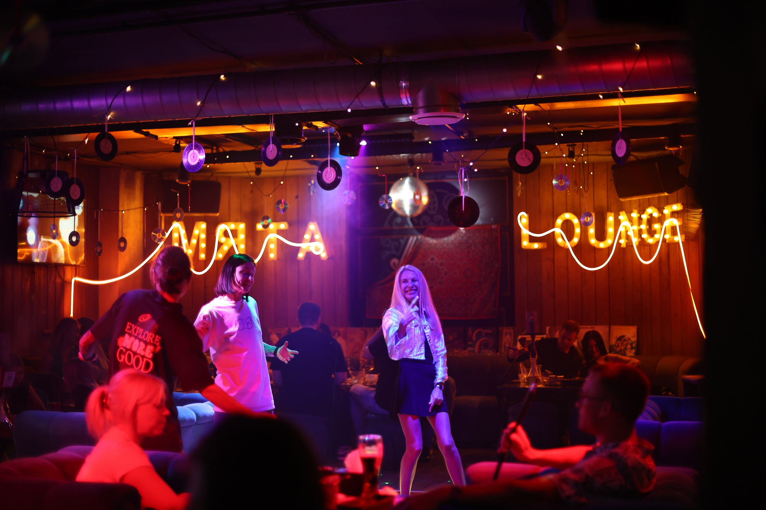 Retro Party 29.08.25. Мята Спортивная — Кальянная, караоке, бар в Минске