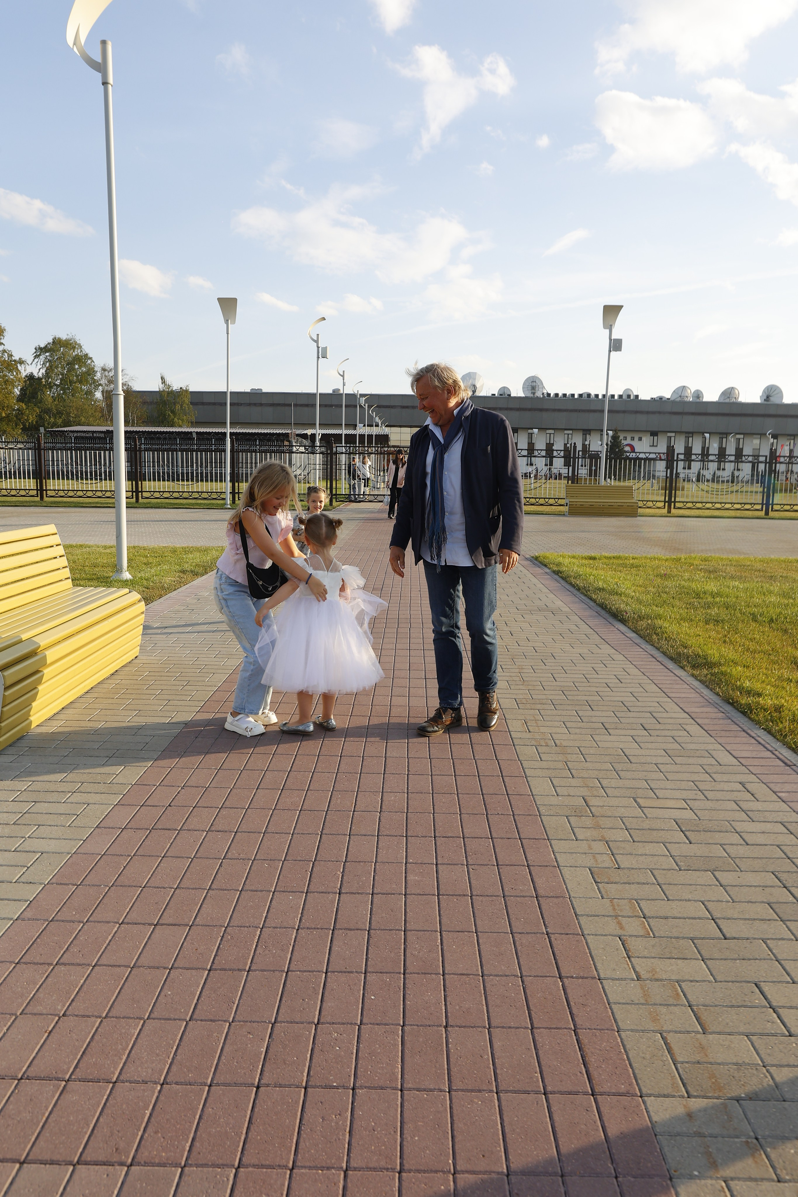 GENDER PARTY АССОЛЬ И ST. Nikolskayasecular