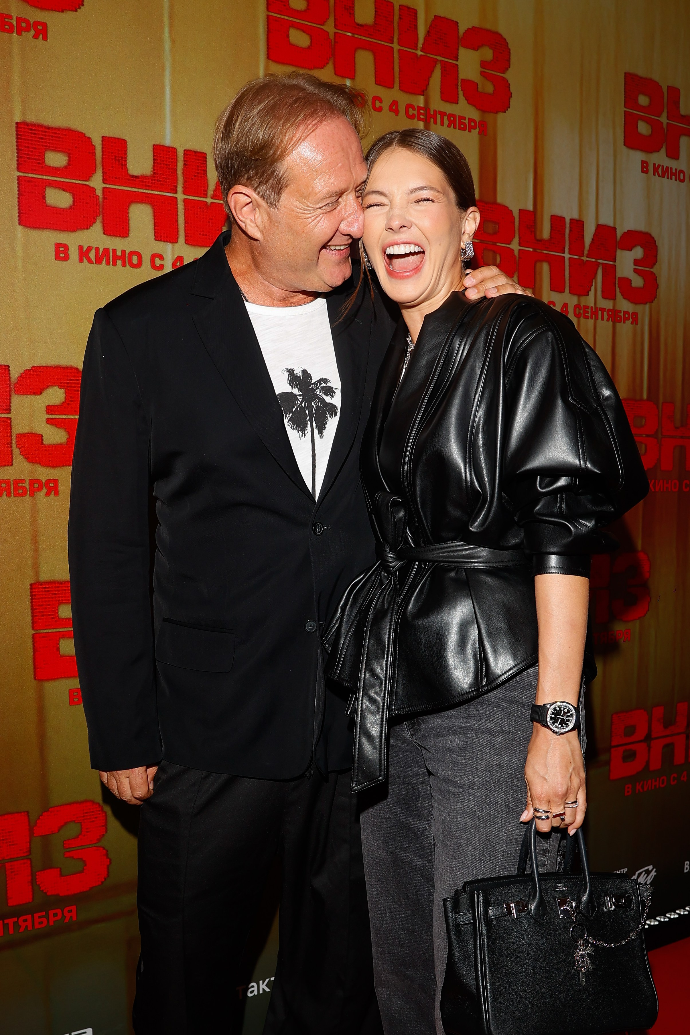 ВНИЗ. Nikolskayasecular