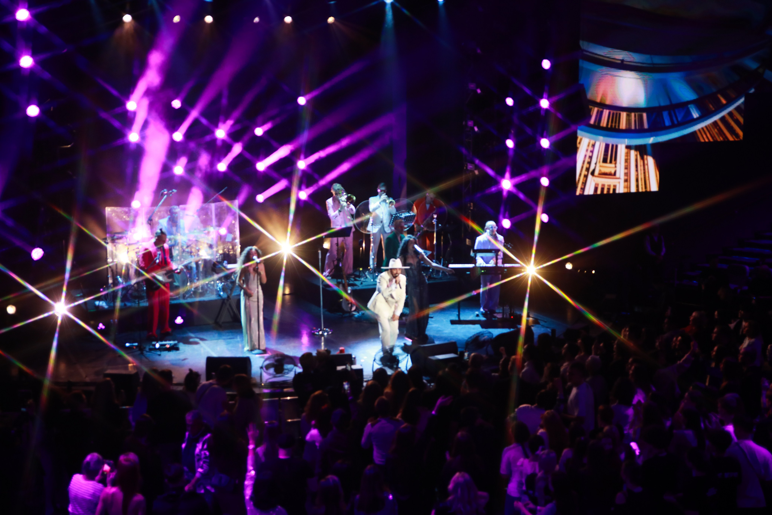 Тимур Родригез «Настроение Родригез» Vegas City Hall 30.11.24. Фотограф в Москве Яна Полосина