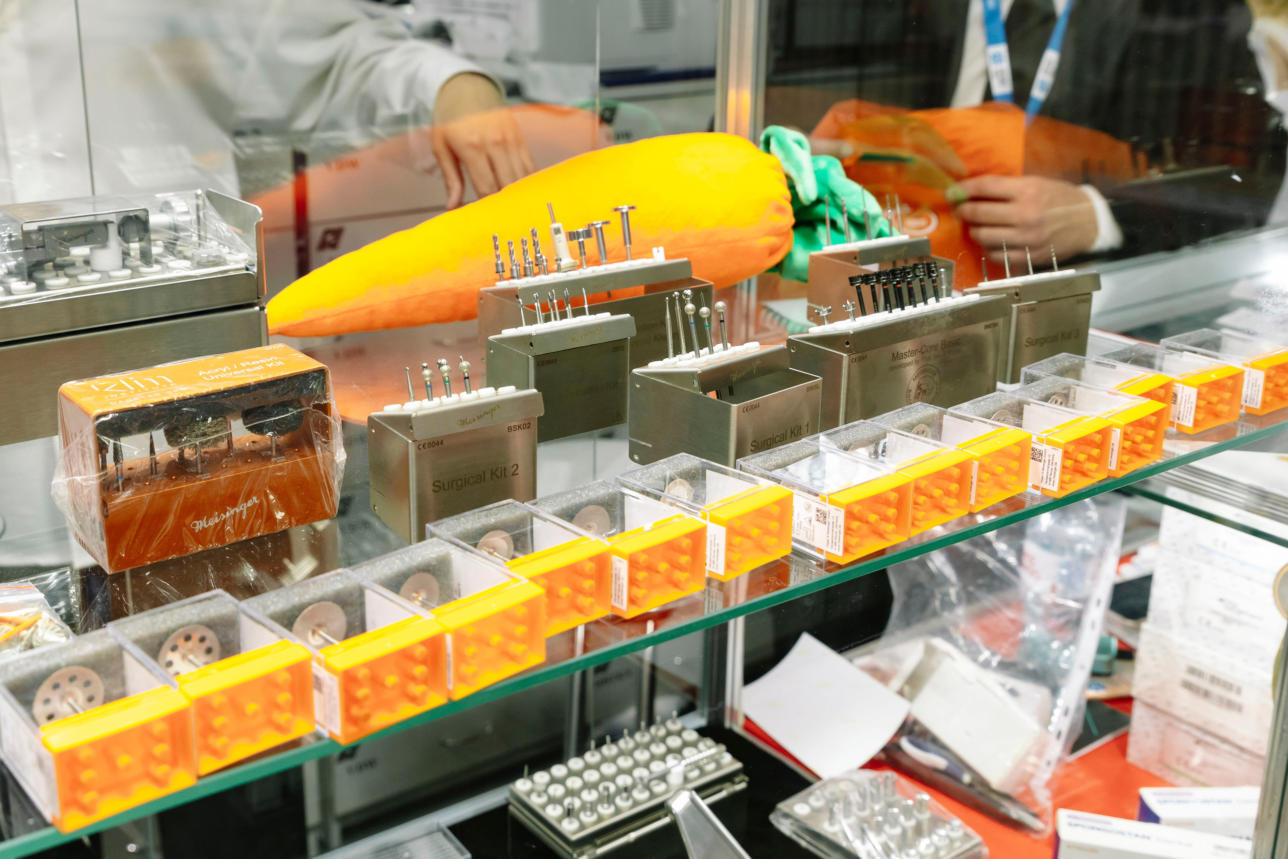 Стоматологическая выставка Dental Salon 2026. Профессиональный фотограф в Москве | Заказать фотосессию и съемку