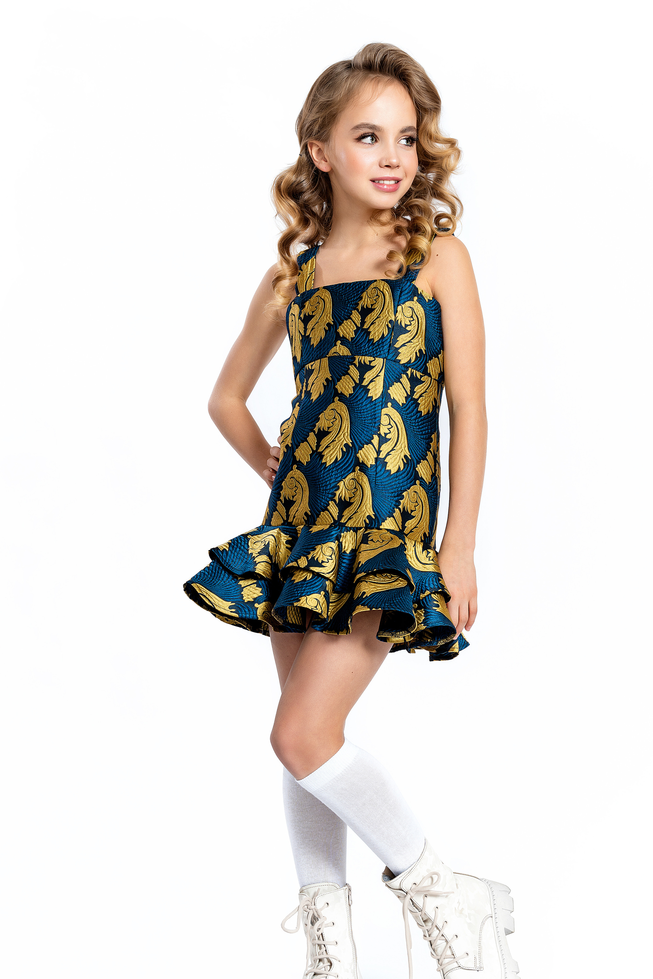 Style sophistique. Студия видео производства DMC MEDIA