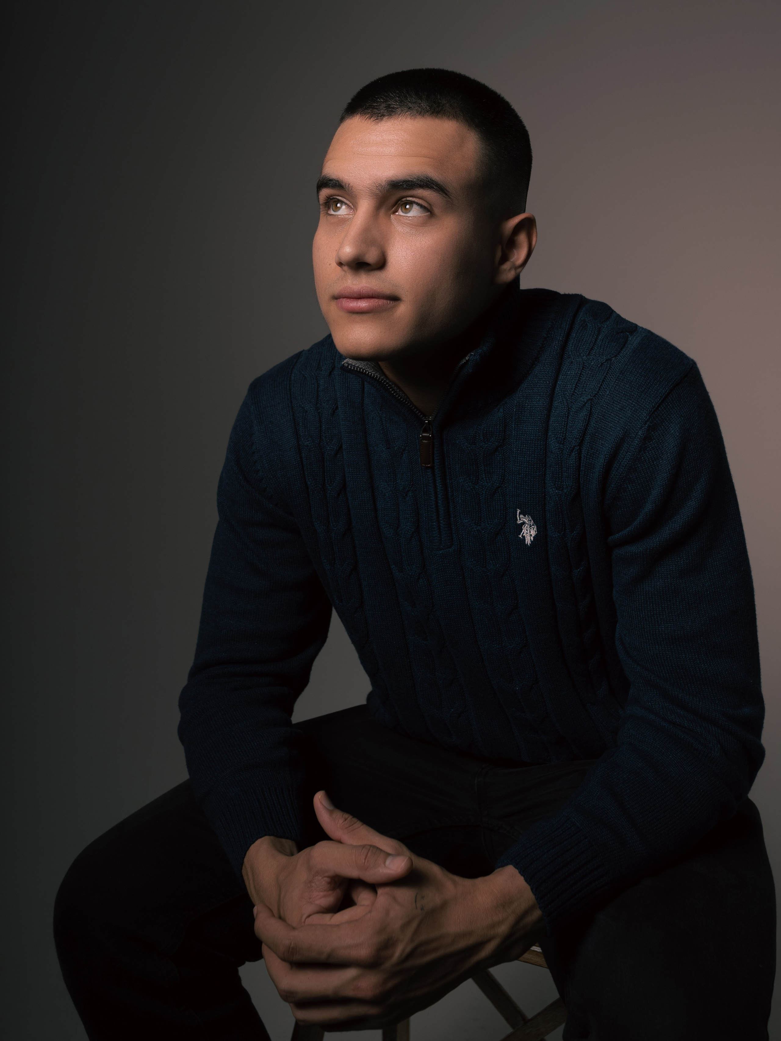 Fernando. Фотограф Julia Milton | Портреты, съемки для маркетплейсов, лавстори, съёмка беременности в Санкт-Петербурге. Обучение фотографии в Спб очно