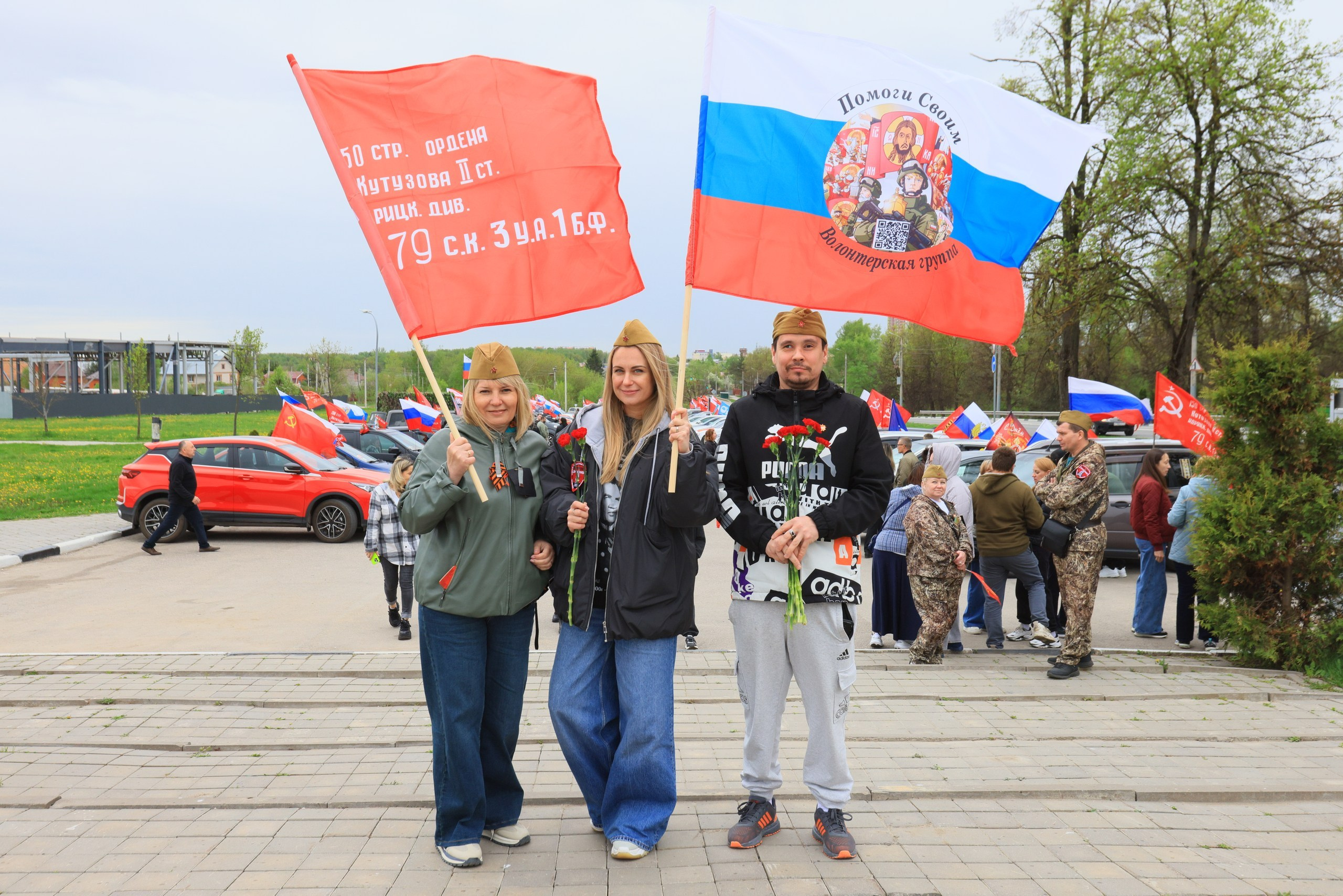 9 мая 2026 Хаммер клуб в День Победы в Туле (У мемориала «Защитникам неба Отечества», музея оружия, «Три штыка». Фотограф в Туле Крупский АнДРей. Фотостудия «КАДР71» в Туле
