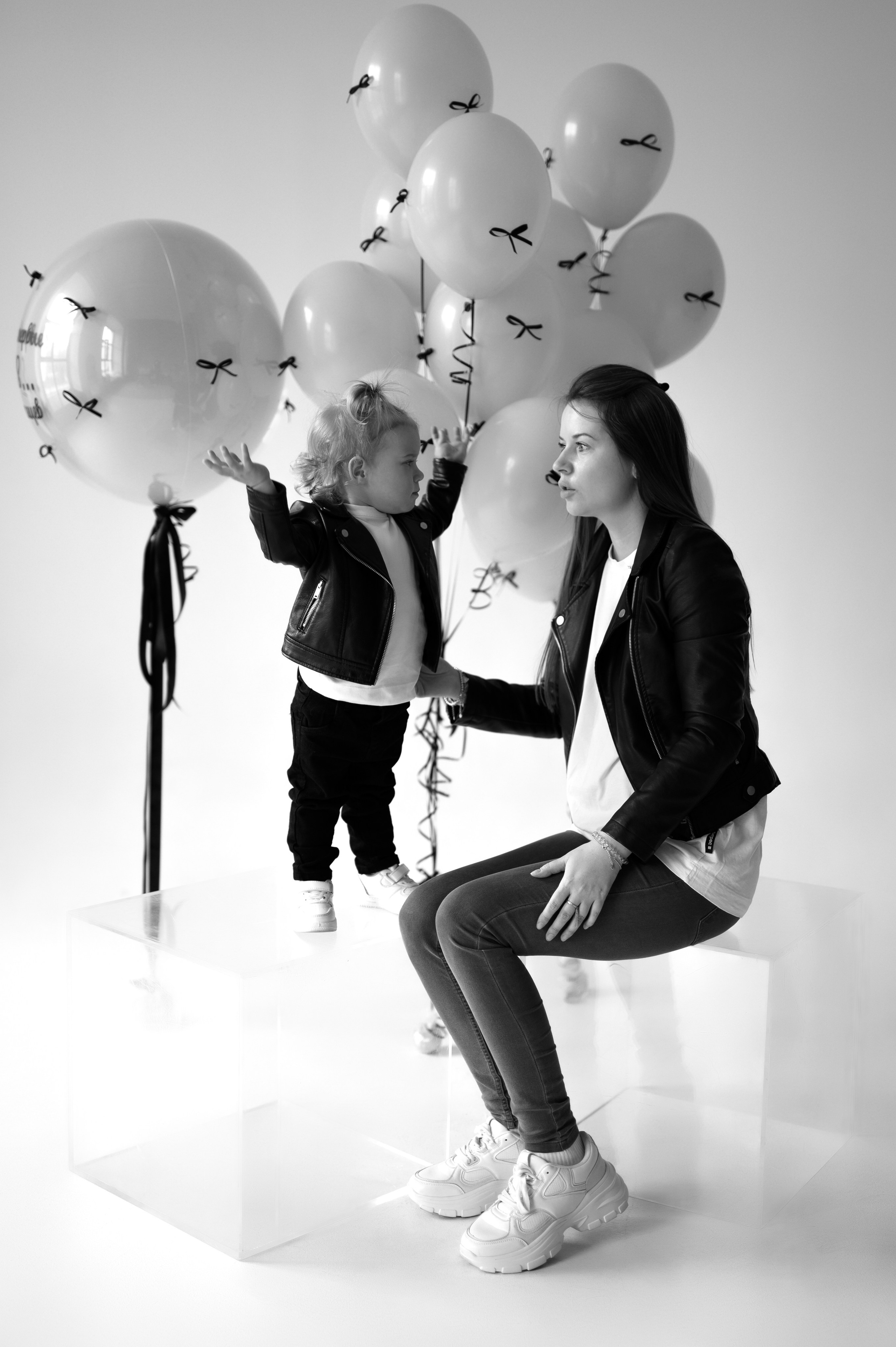 Съемка годика, годовасие, фотосессия в день рождения. НЬЮБОРН ФОТОСЕССИИ, БЕРЕМЕННОСТЬ, ПОРТРЕТНЫЕ СЕМЕЙНЫЕ ФОТОСЕССИИ  Ногинск Москва ОЛЬГА ВОГЕЛЬ