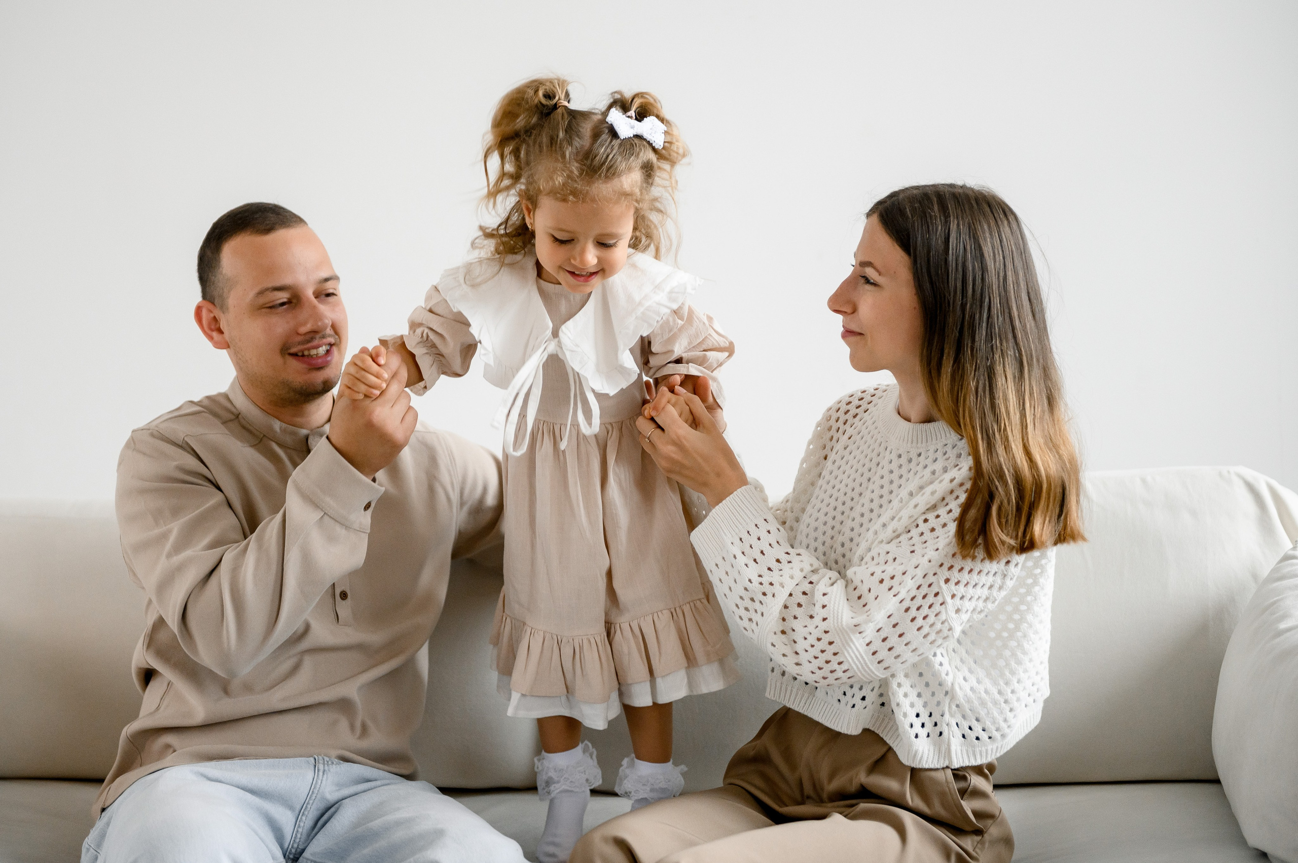 Очаровательная Ева с родителями. Свадебный и семейный фотограф в Ставрополе Роман Иванов
