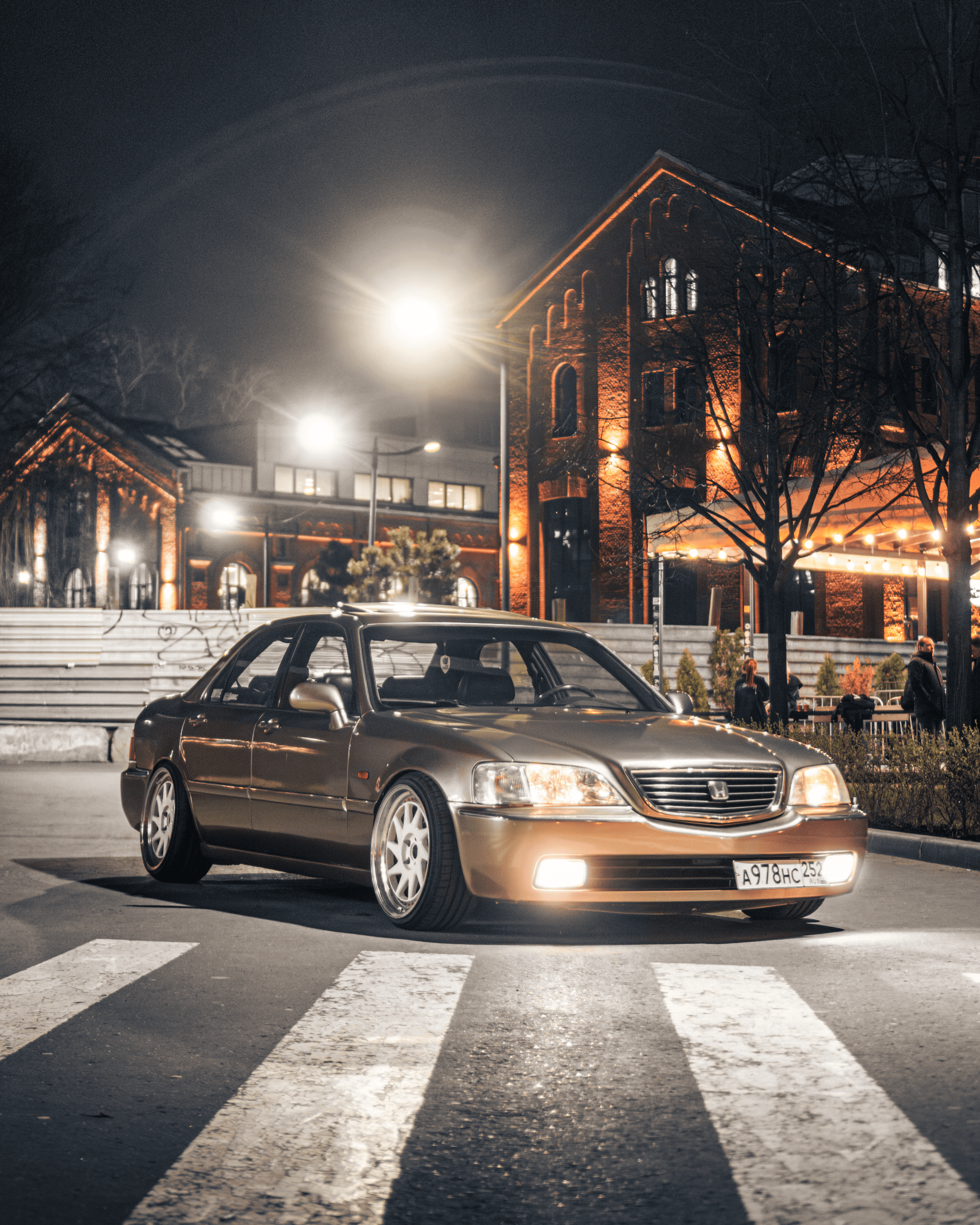 Honda Legend: gothic vibes