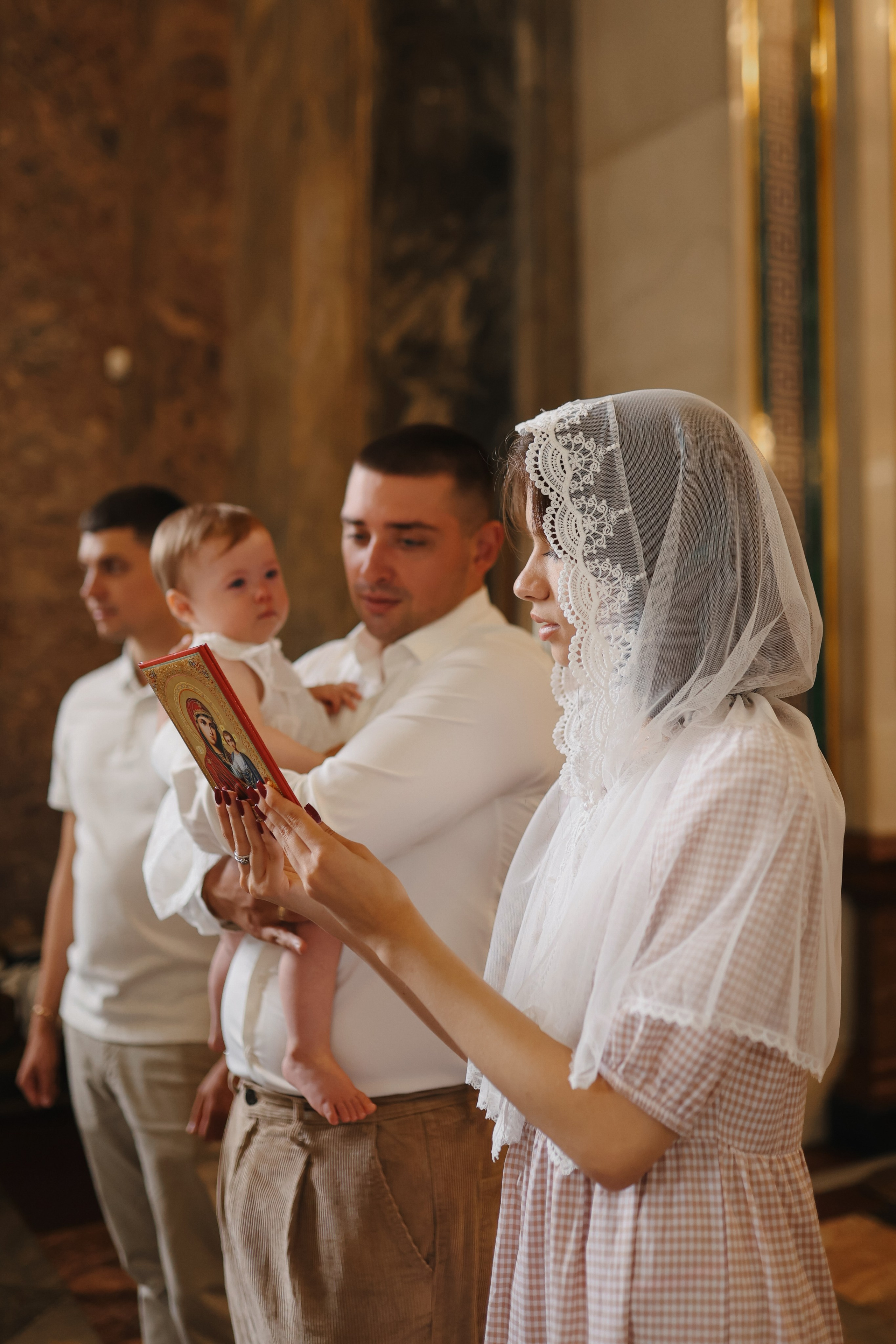 Крещение Евы. Исакиевский собор. Фотограф на роды в Санкт-Петербурге, семейный, нью-борн Алиса Хрекова