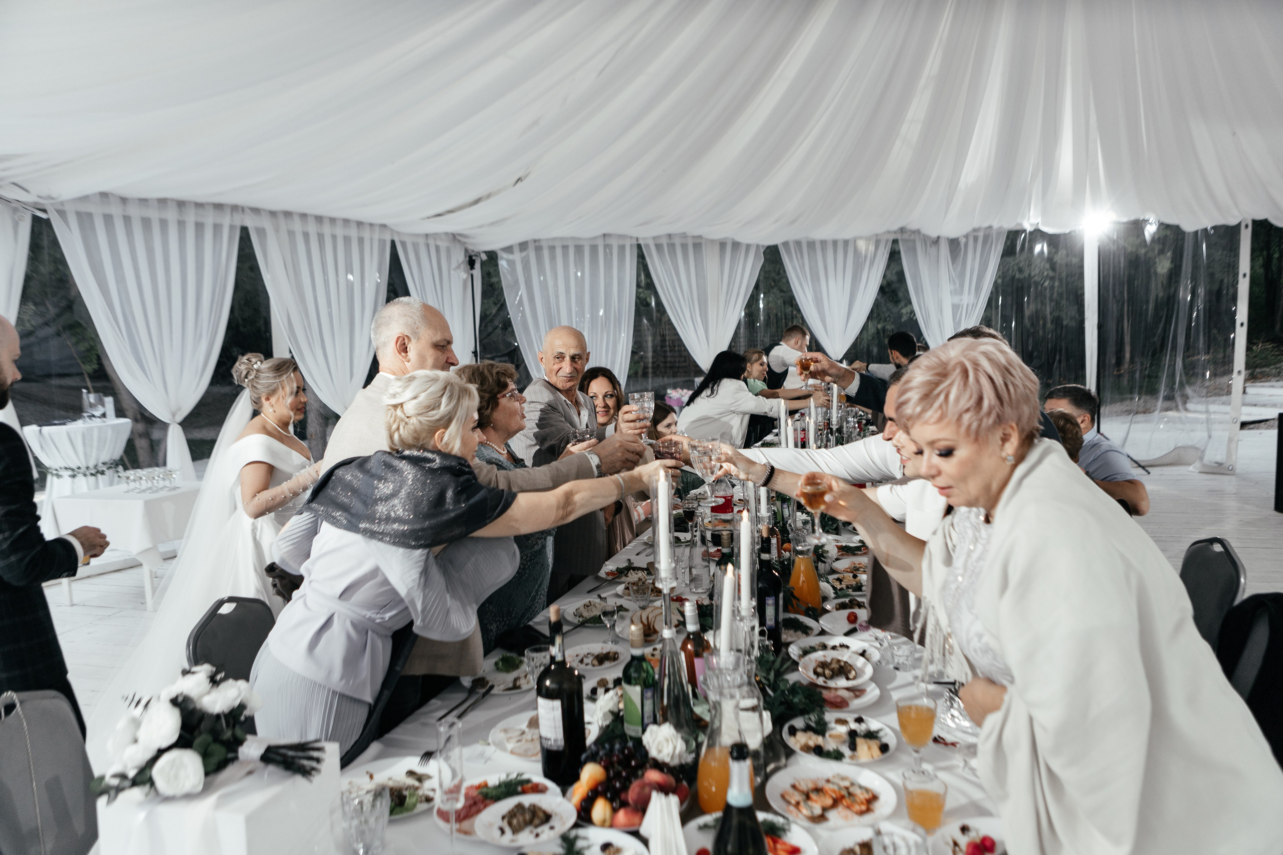 Свадебный фотограф Уфа — Руслан ГабдлисламовЖивые эмоции, красивые кадры, воспоминания на всю жизнь.Работаю по всей Республике Башкортоста. Свадебный фотограф Уфа Руслан Габдлисламов