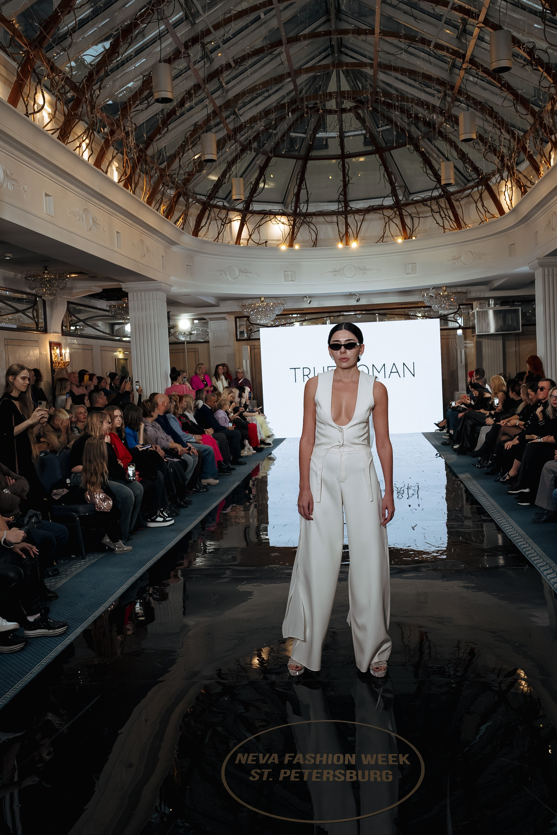 Neva Fashion Week St.Petersburg — GD Ambassador Hotel. Фотограф Пермь | Юлия Арт