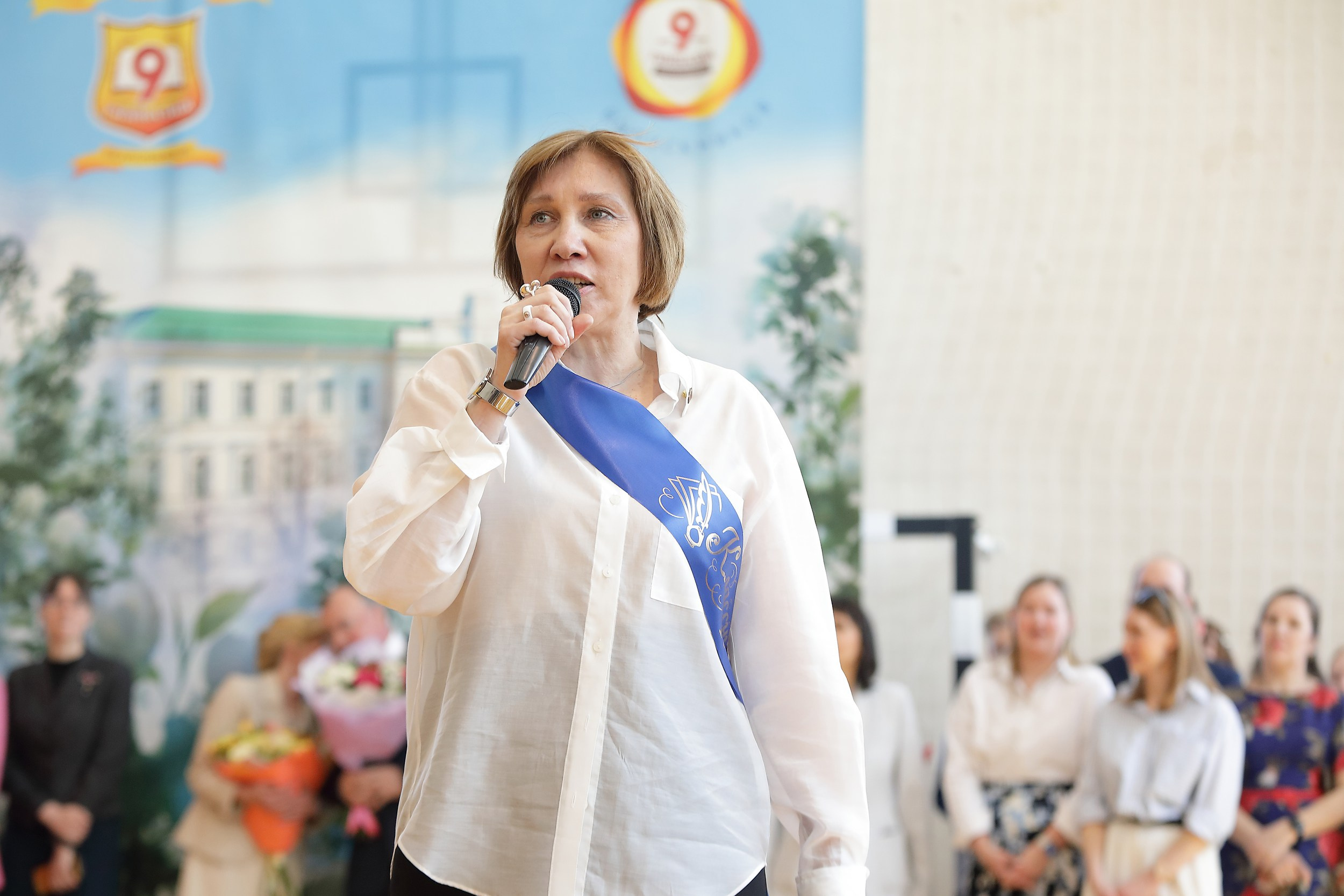 Последний звонок (линейка). Свадебный и семейный фотограф и видеограф в Екатеринбурге Полянские Тимур и Анастасия