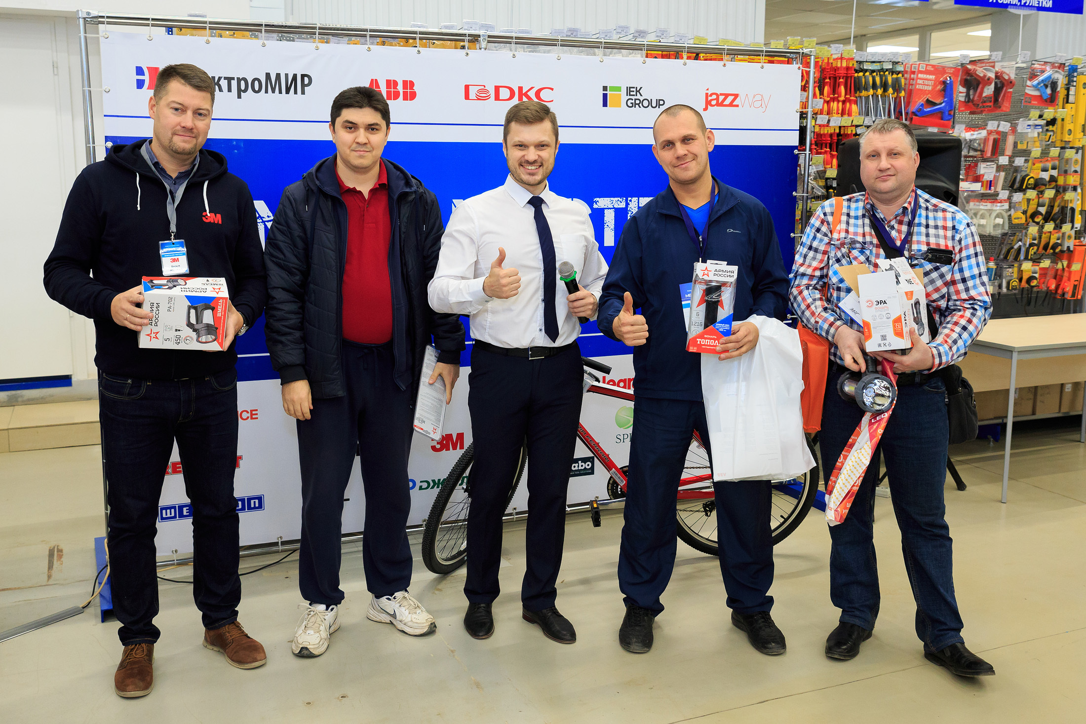 Выставка Мегамастер - репортажная фотосъемка. Фотоагентство Объектив — Профессиональная фотосъемка b2b в Перми