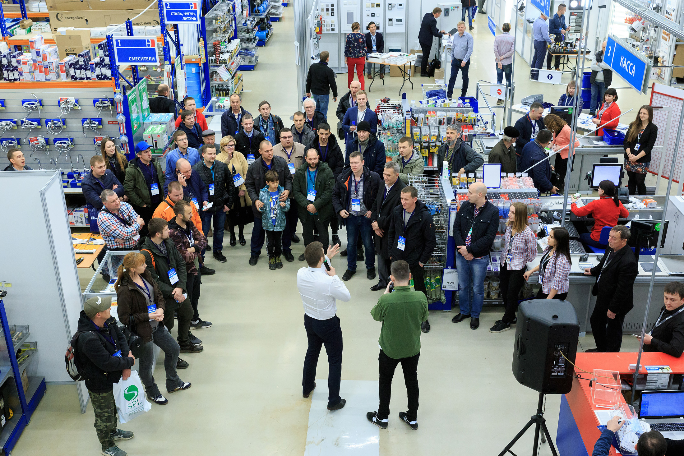 Выставка Мегамастер - репортажная фотосъемка. Фотоагентство Объектив — Профессиональная фотосъемка b2b в Перми